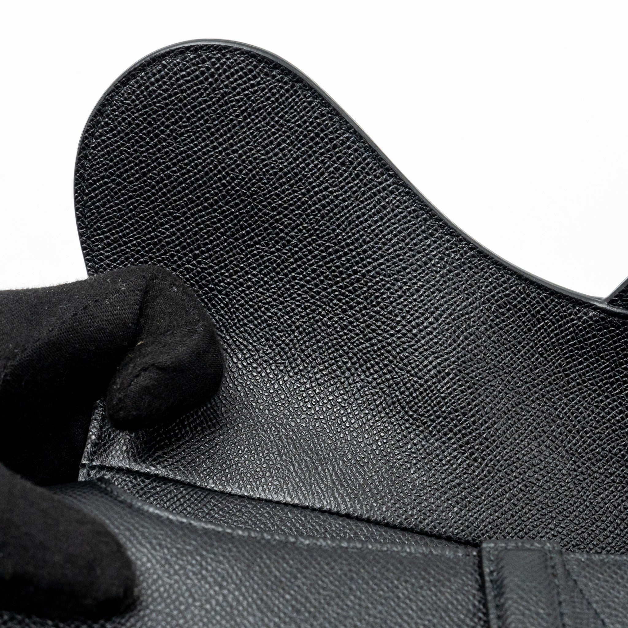 dior-medium-saddle-bag-with-strap-grained-calfskin-black-ghw-1