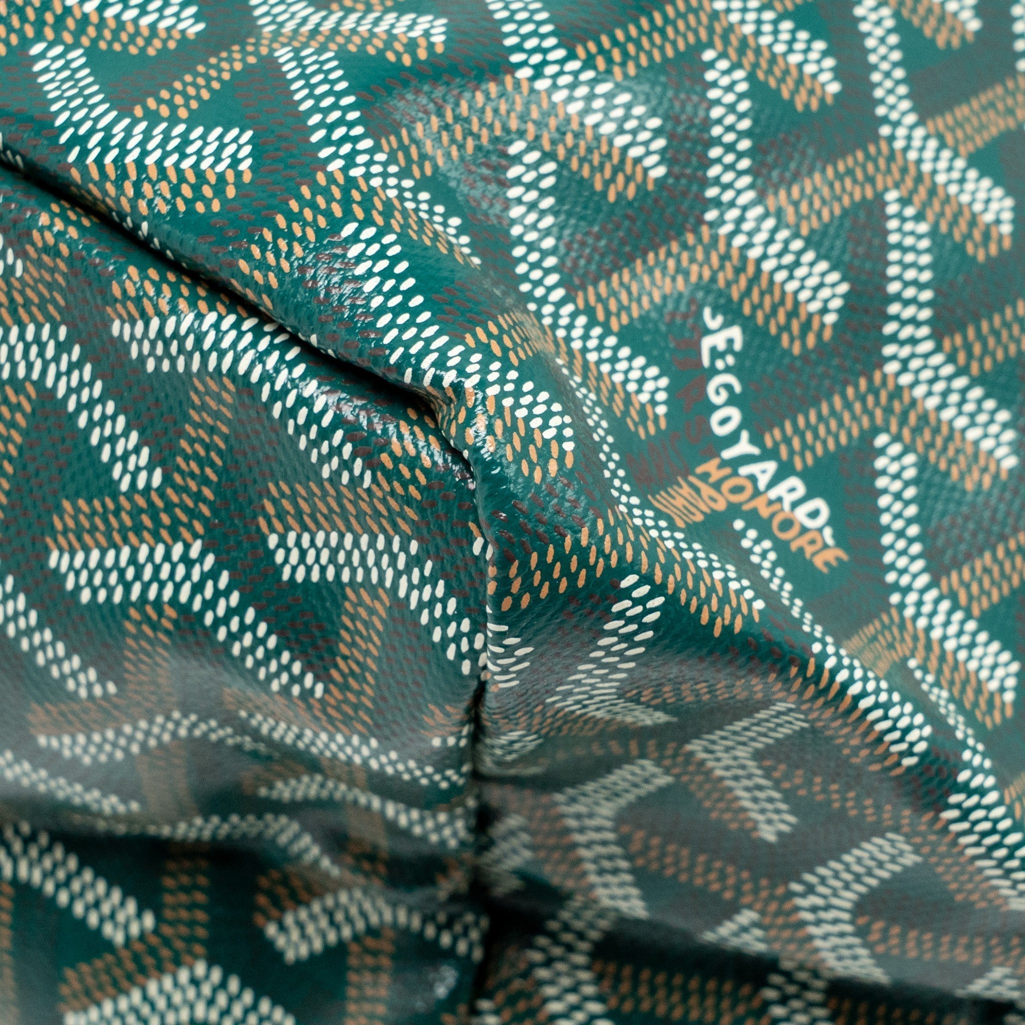 goyard-saint-louis-pm-bag-goyardine-canvas-chevroches-calfskin-green-shw