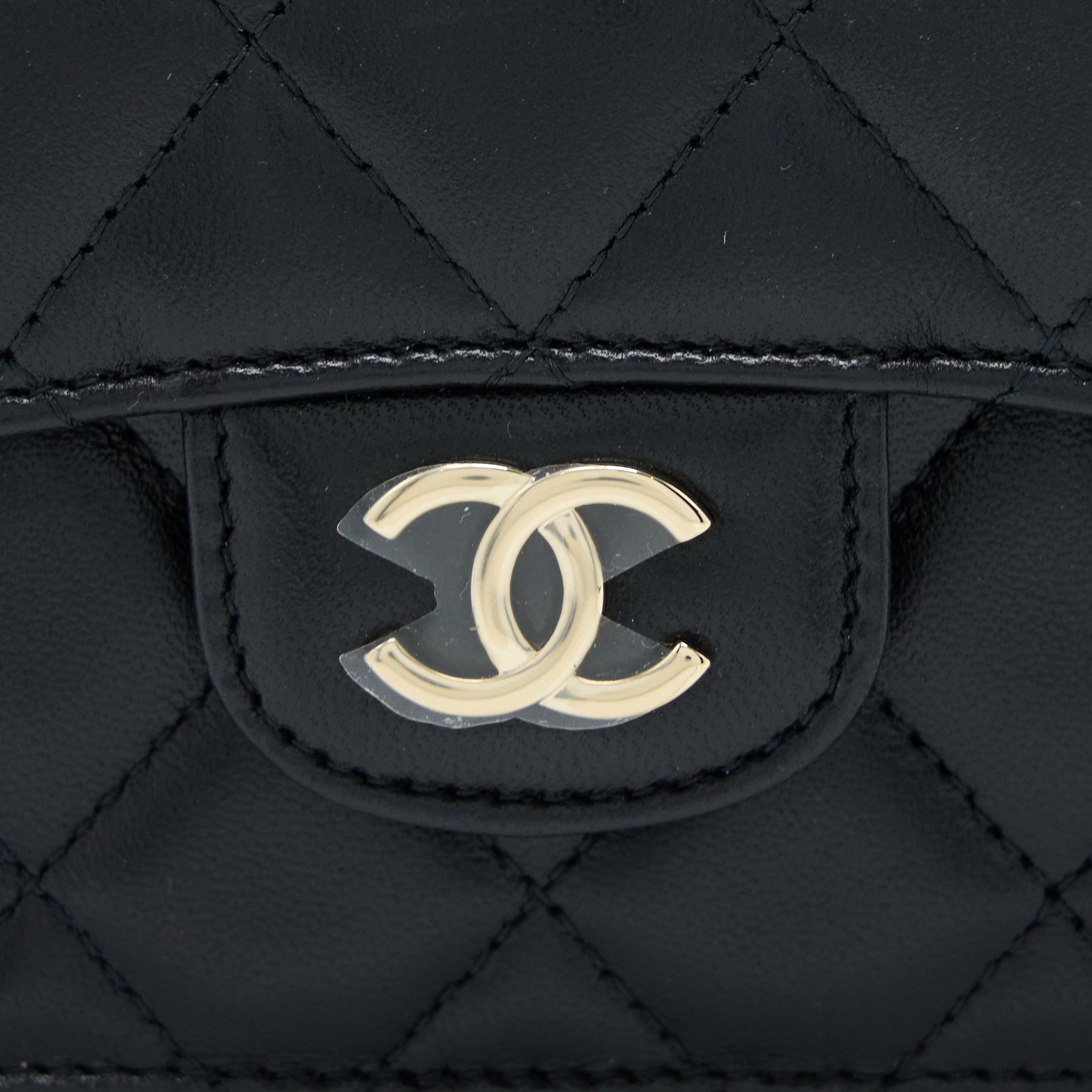 chanel-mini-top-handle-flap-bag-lambskin-black-lghw
