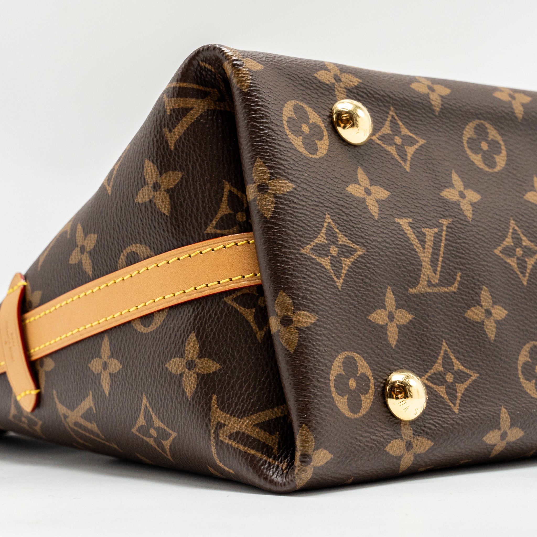 louis-vuitton-carryall-pm-monogram-canvas-ghw-2