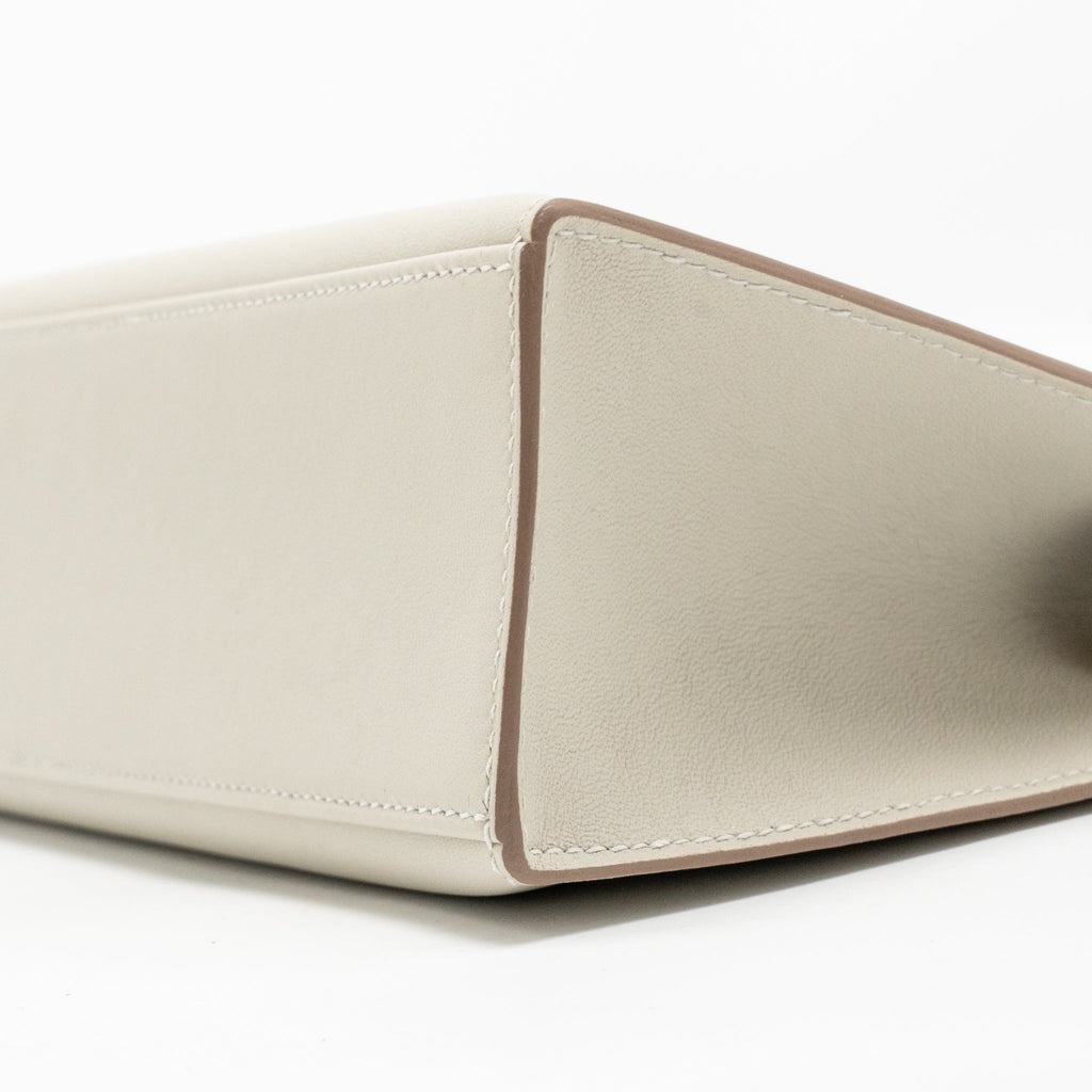 hermes-kelly-pochette-swift-gris-perle-shw-stamp-k