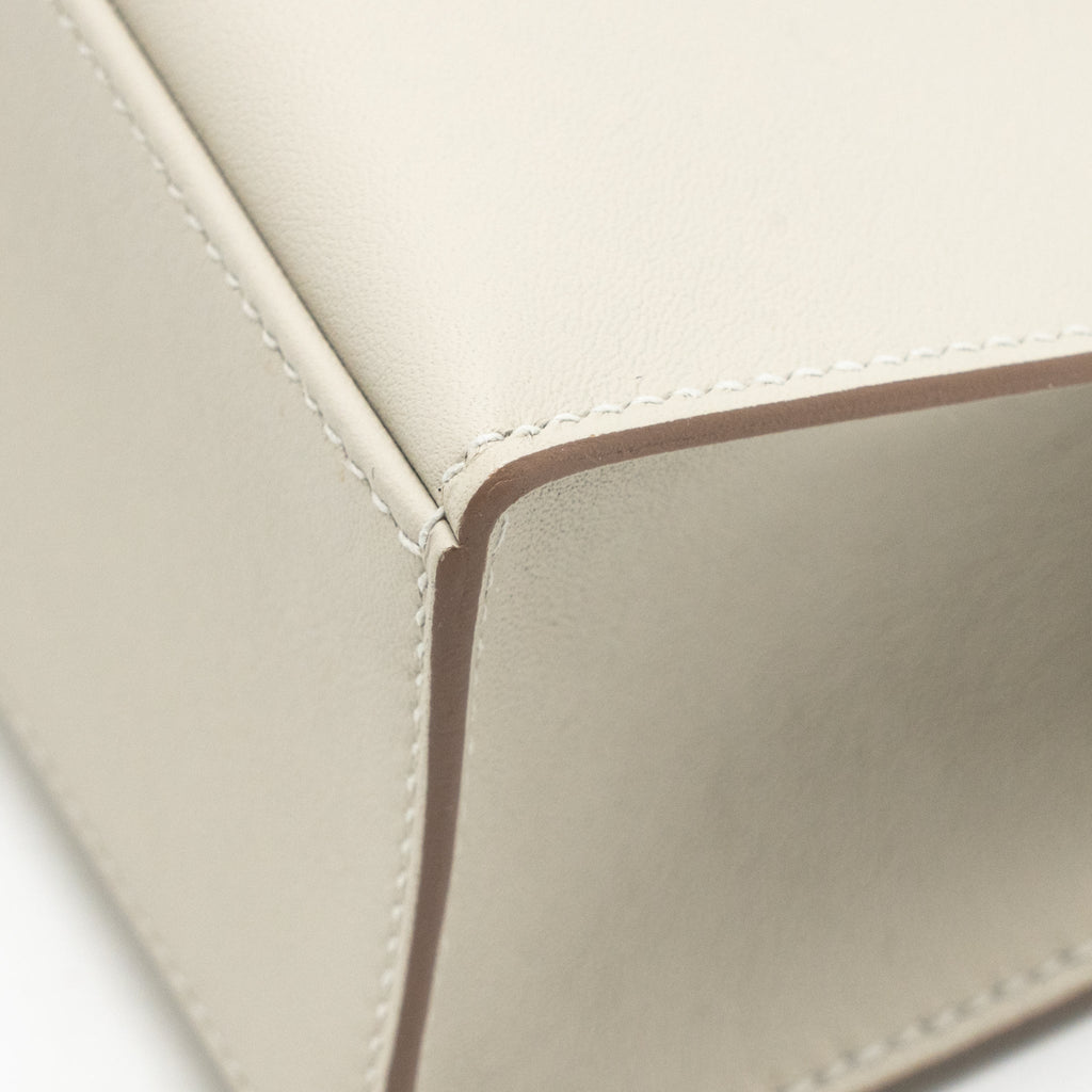 hermes-kelly-pochette-swift-gris-perle-shw-stamp-k