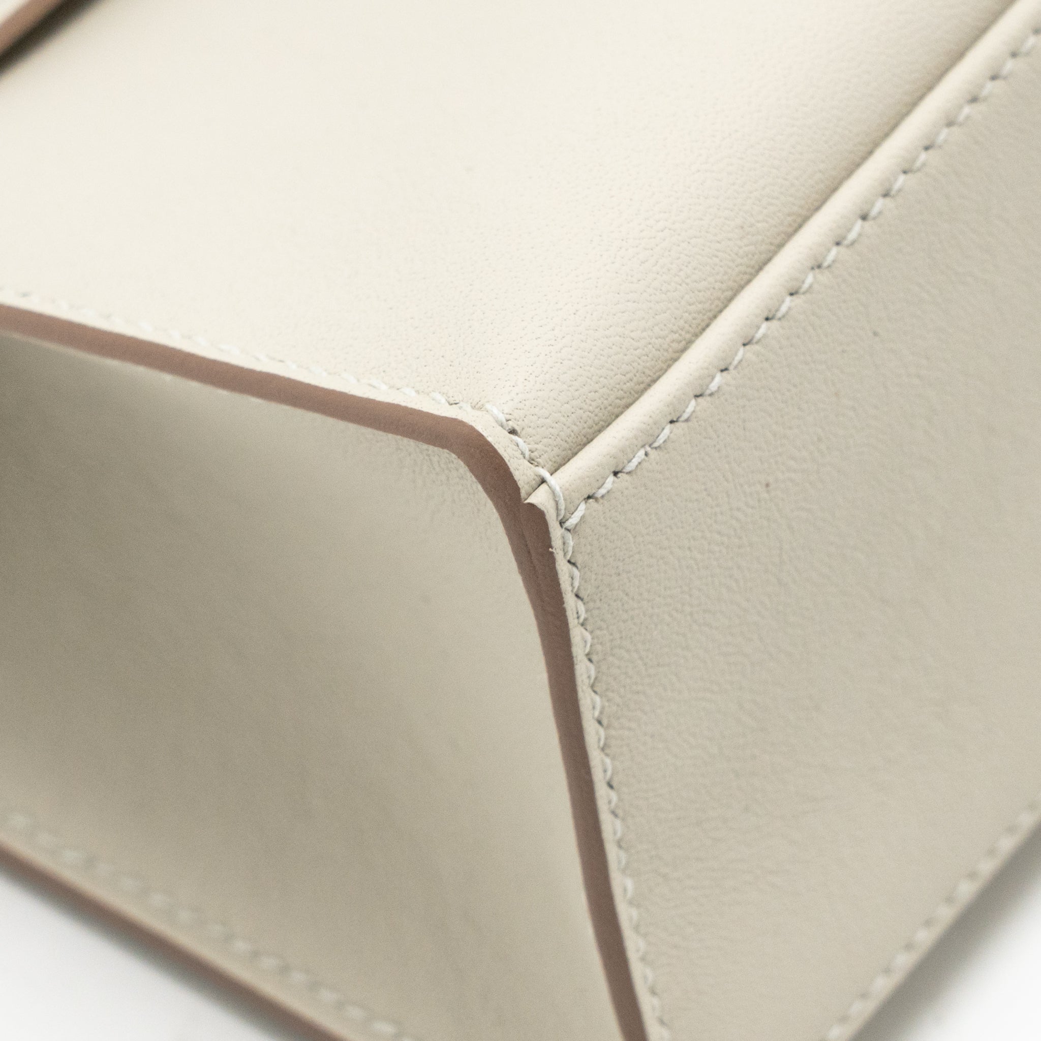 hermes-kelly-pochette-swift-gris-perle-shw-stamp-k