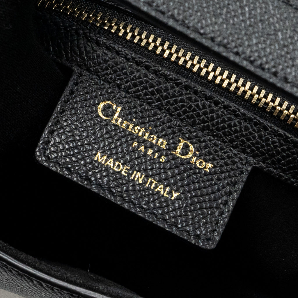 dior-medium-saddle-bag-with-strap-grained-calfskin-black-ghw-1