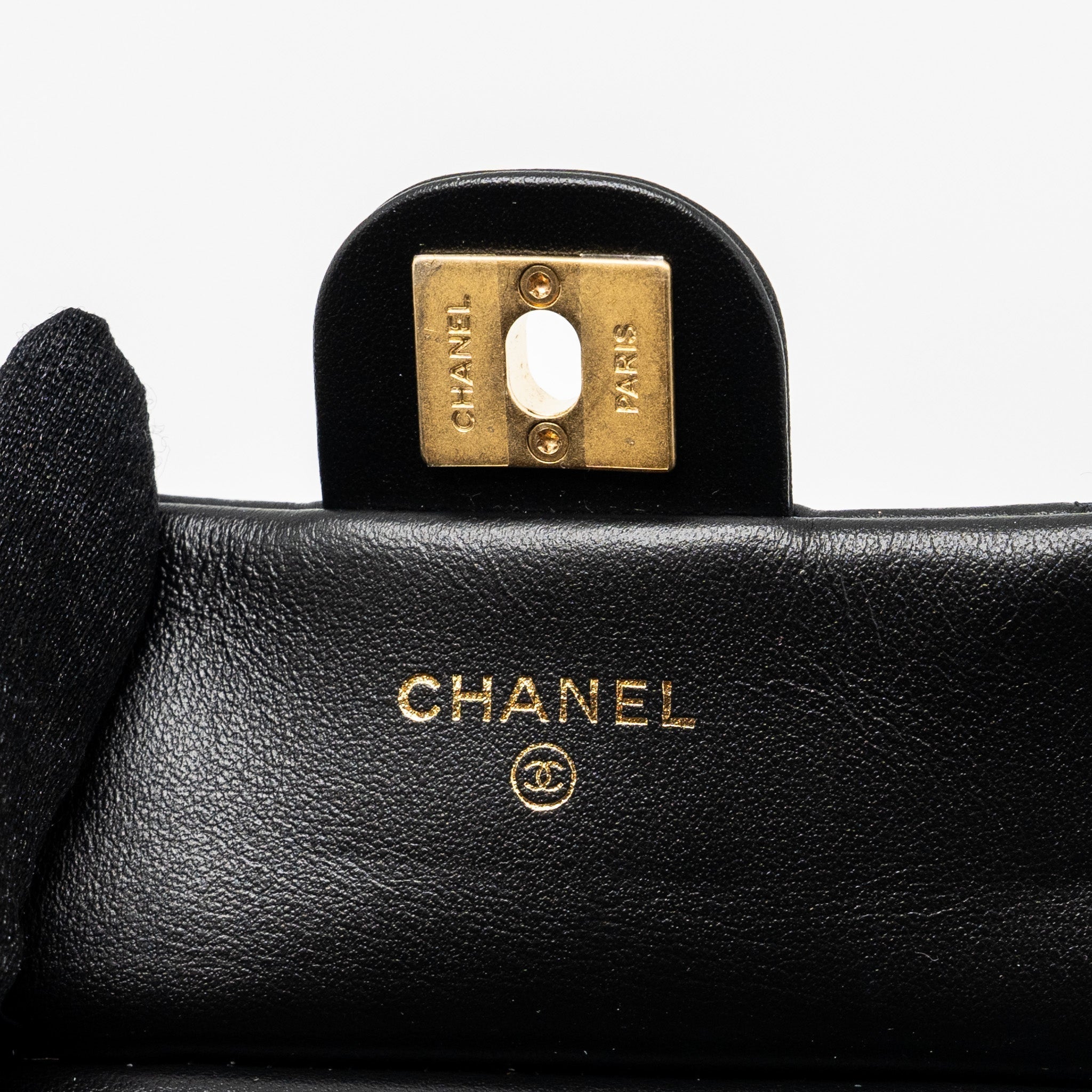 chanel-21k-mini-flap-bag-calfskin-black-brushed-ghw