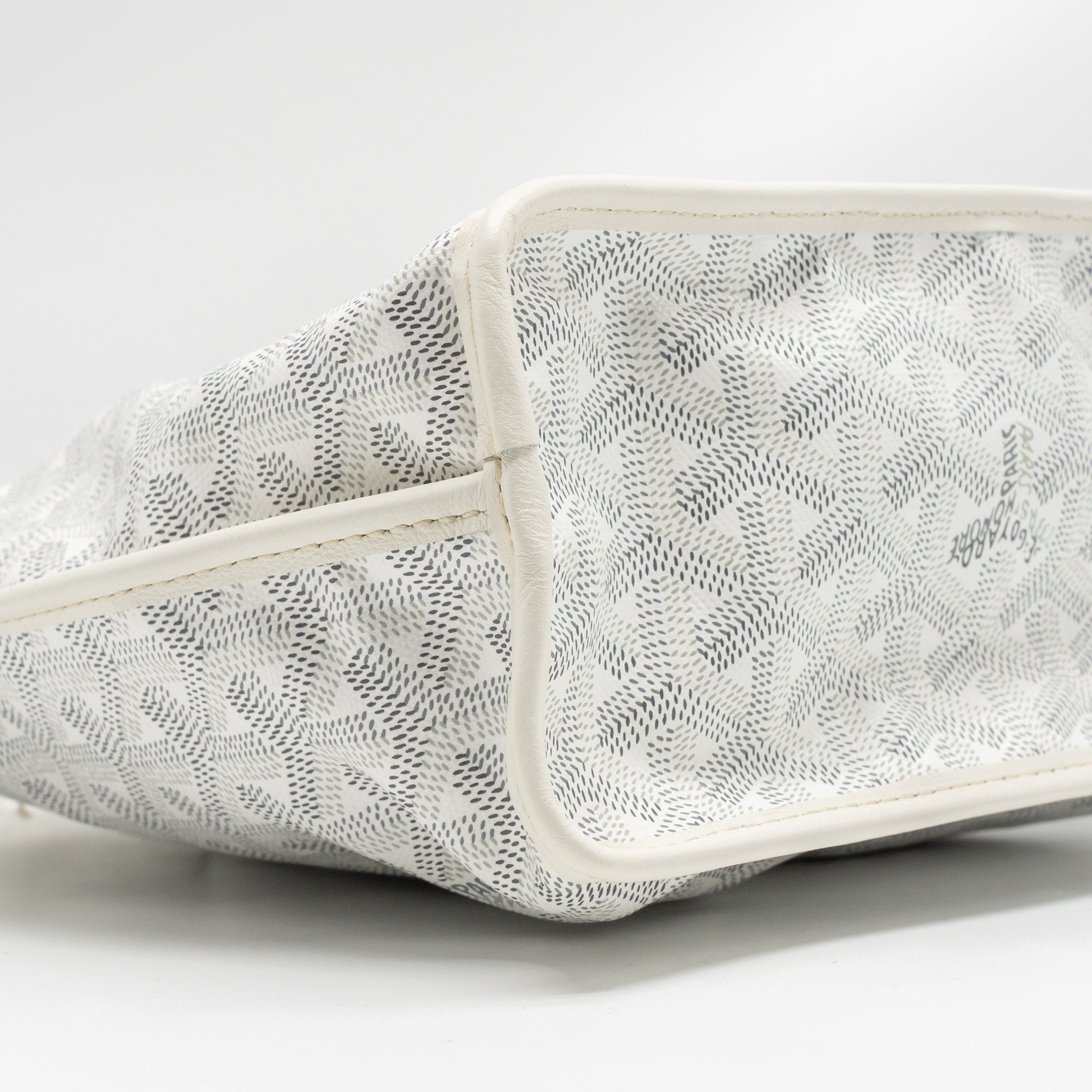 goyard-anjou-mini-bag-goyardine-canvas-chevroches-calfskin-white-shw