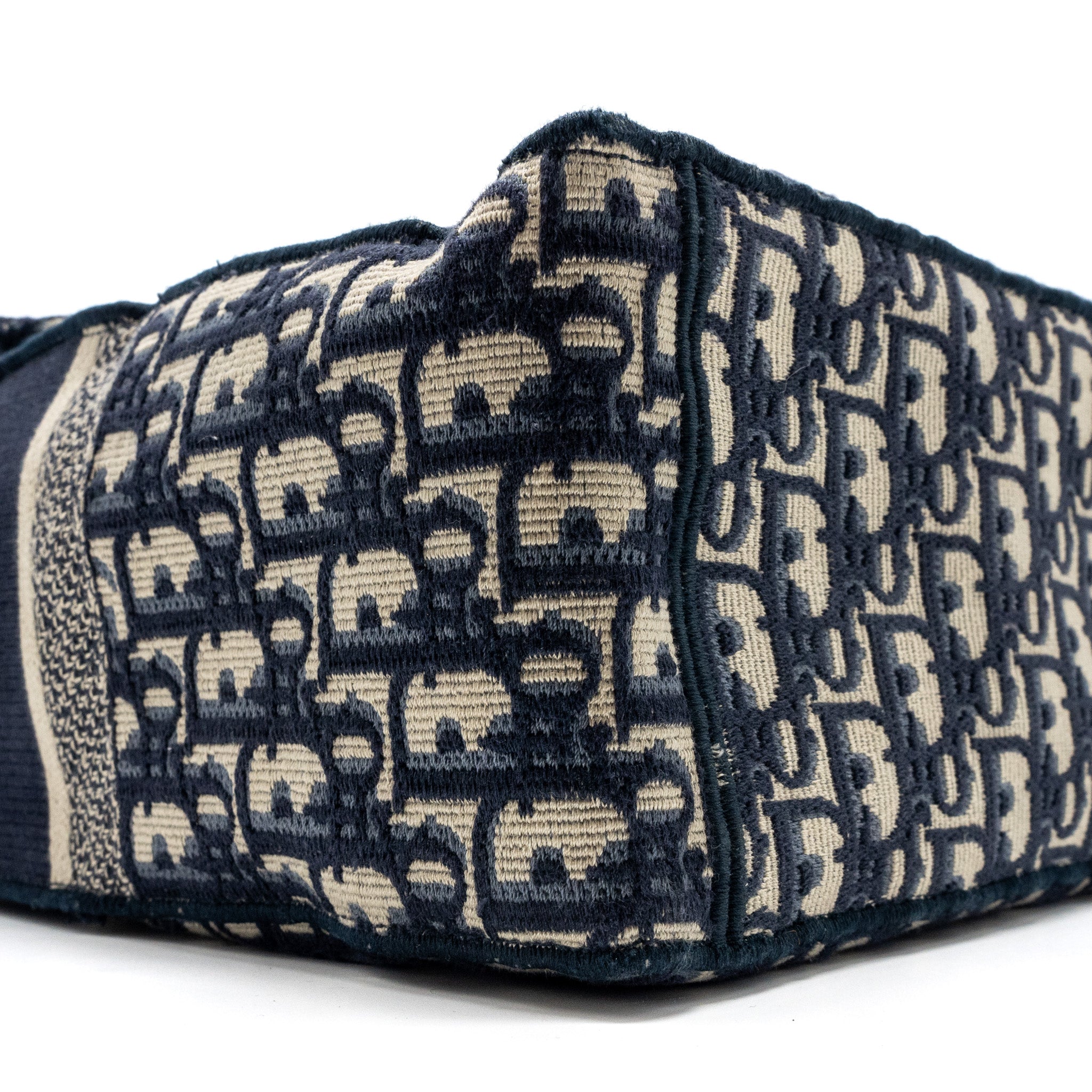 dior-diorcamp-messenger-bag-blue-oblique-embroidery-shw-copy