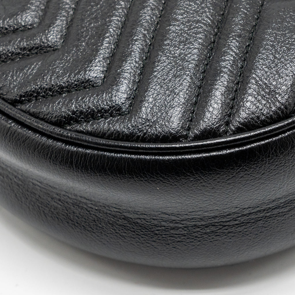 gucci-gg-marmont-round-crossbody-bag-calfskin-black-ghw
