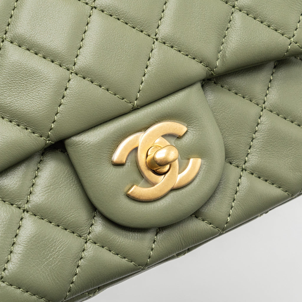 chanel-pearl-crush-mini-square-flap-bag-lambskin-green-ghw-microchip-copy