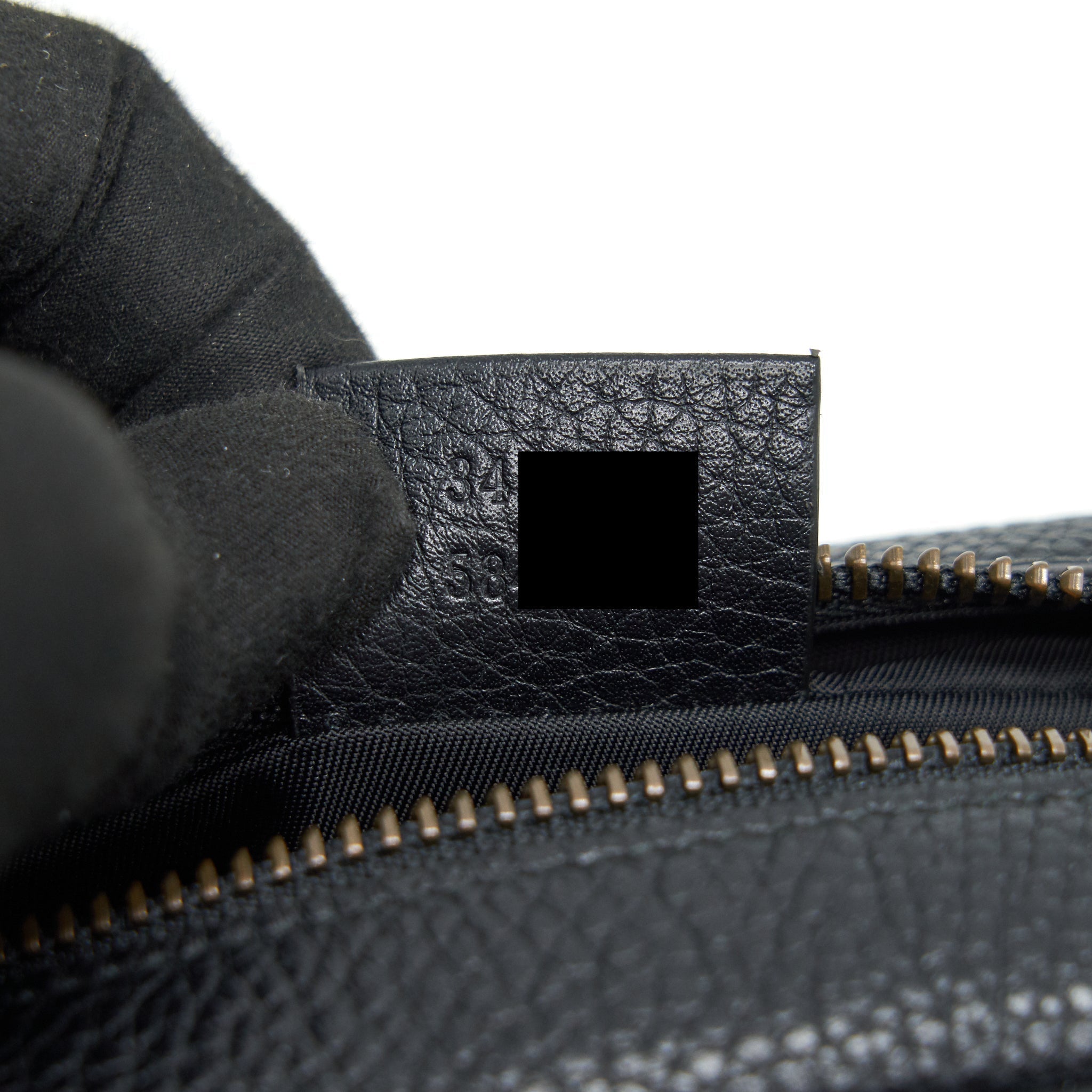 gucci-soho-disco-leather-crossbody-camera-bag-black