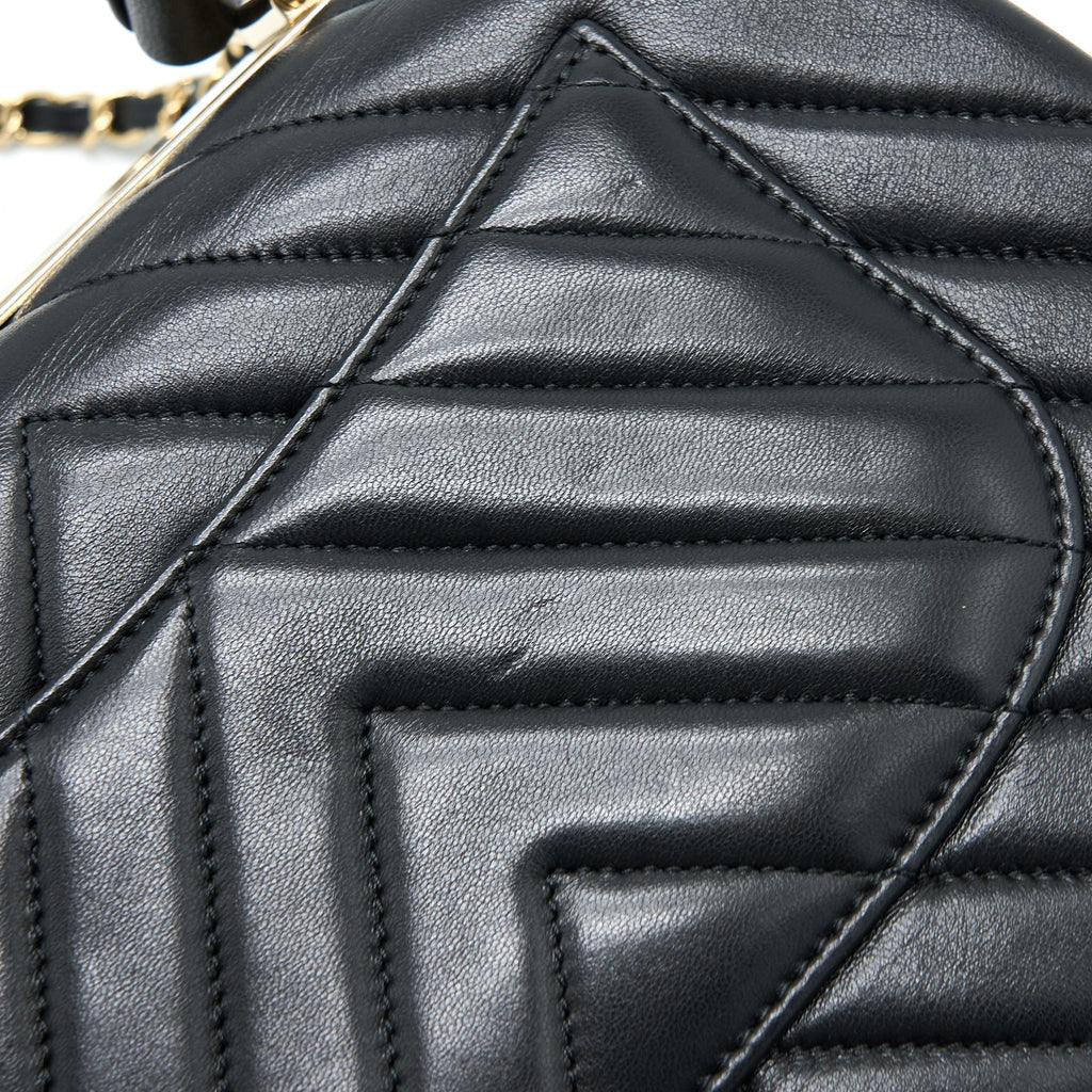 chanel-chevron-trendy-cc-flap-bag-lambskin-black-lghw