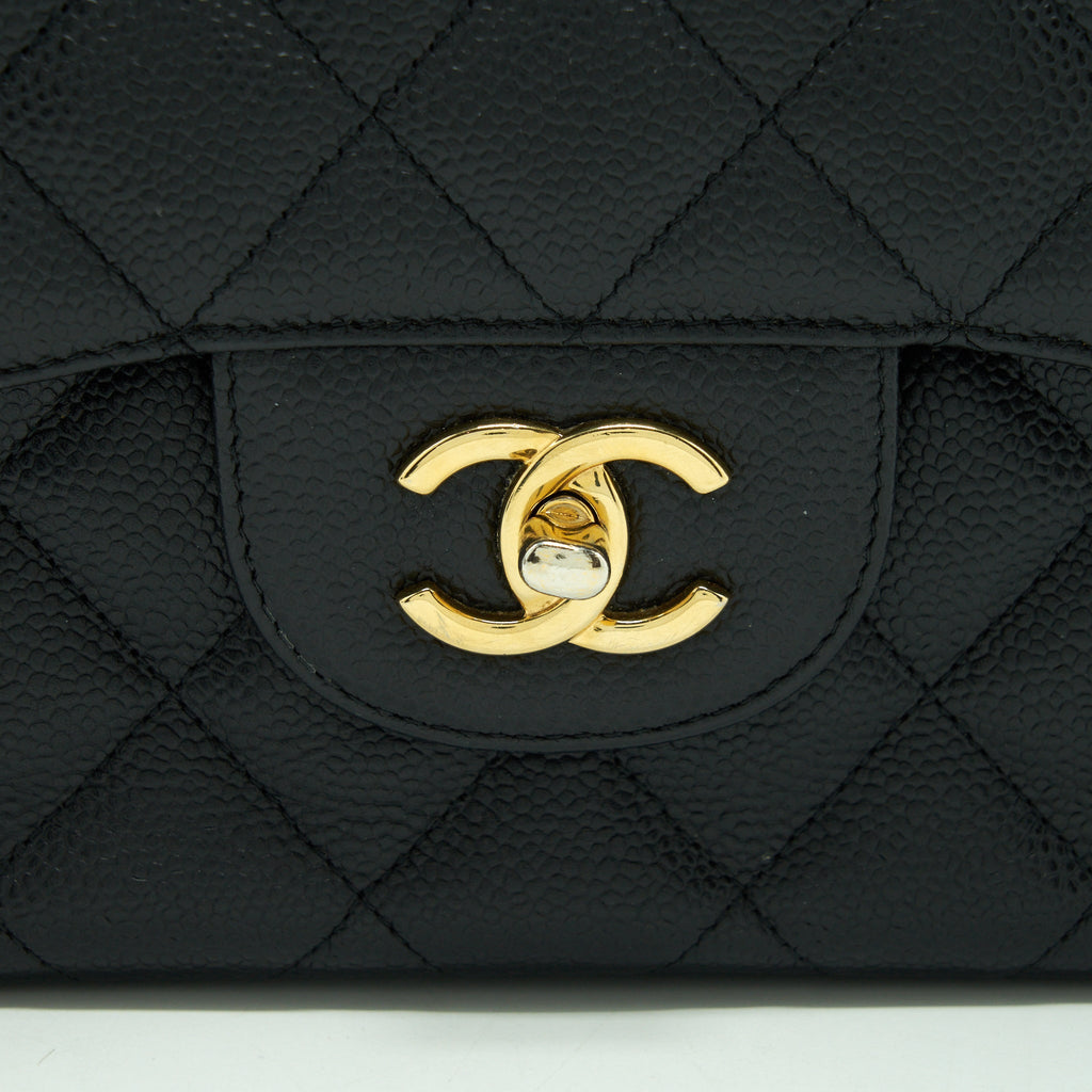 chanel-jumbo-classic-double-flap-bag-caviar-black-ghw