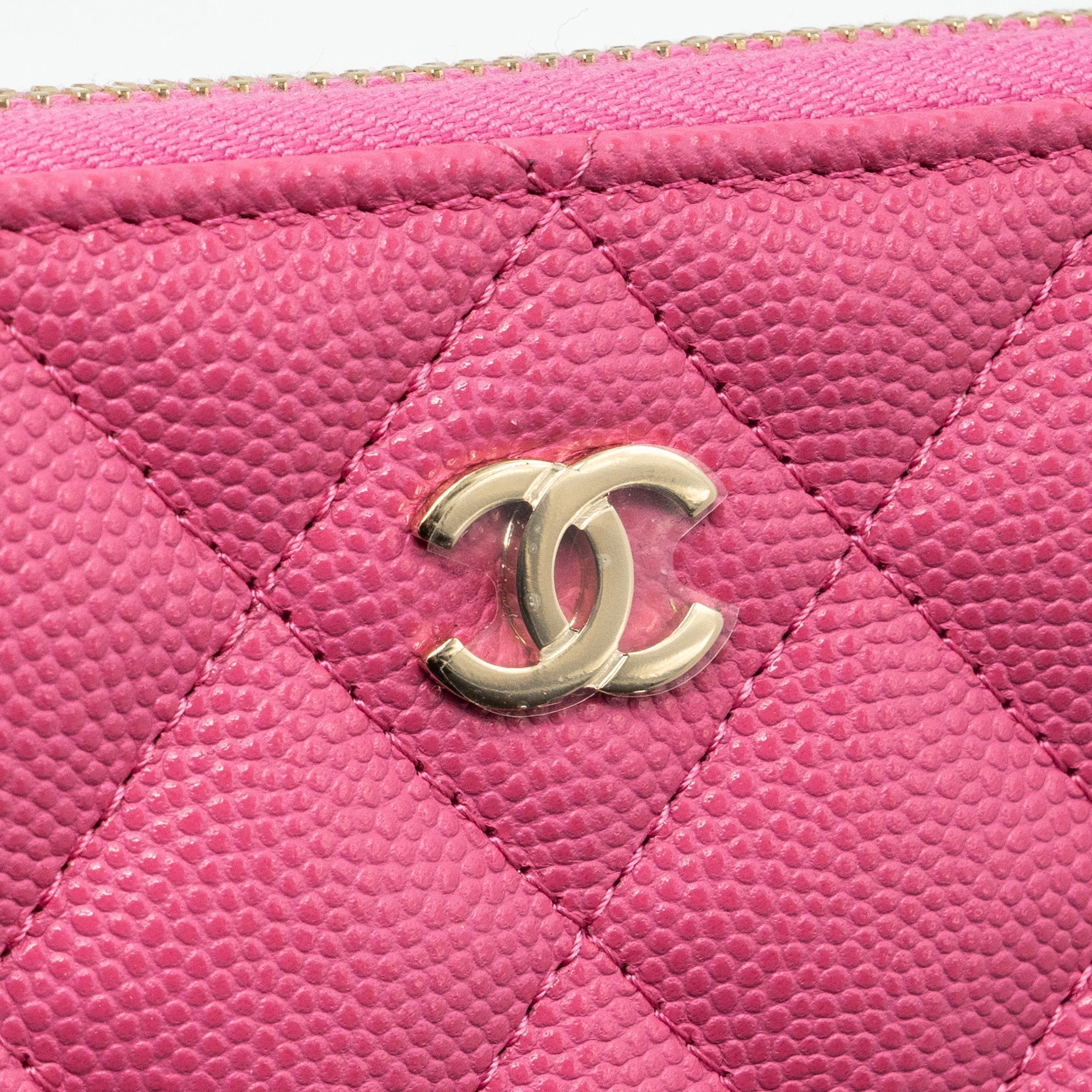 chanel-zippy-key-ring-pouch-caviar-pink-lghw