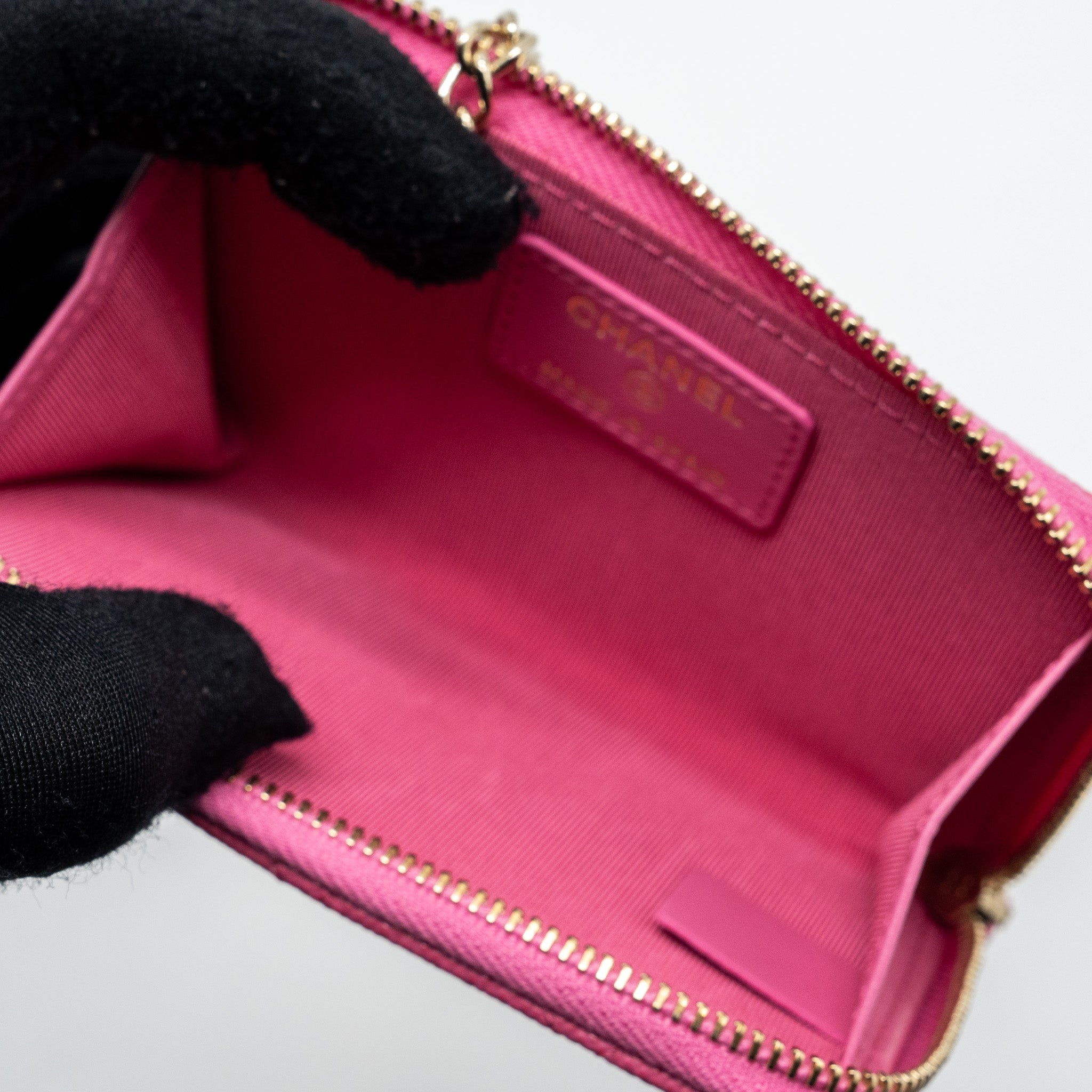 chanel-zippy-key-ring-pouch-caviar-pink-lghw