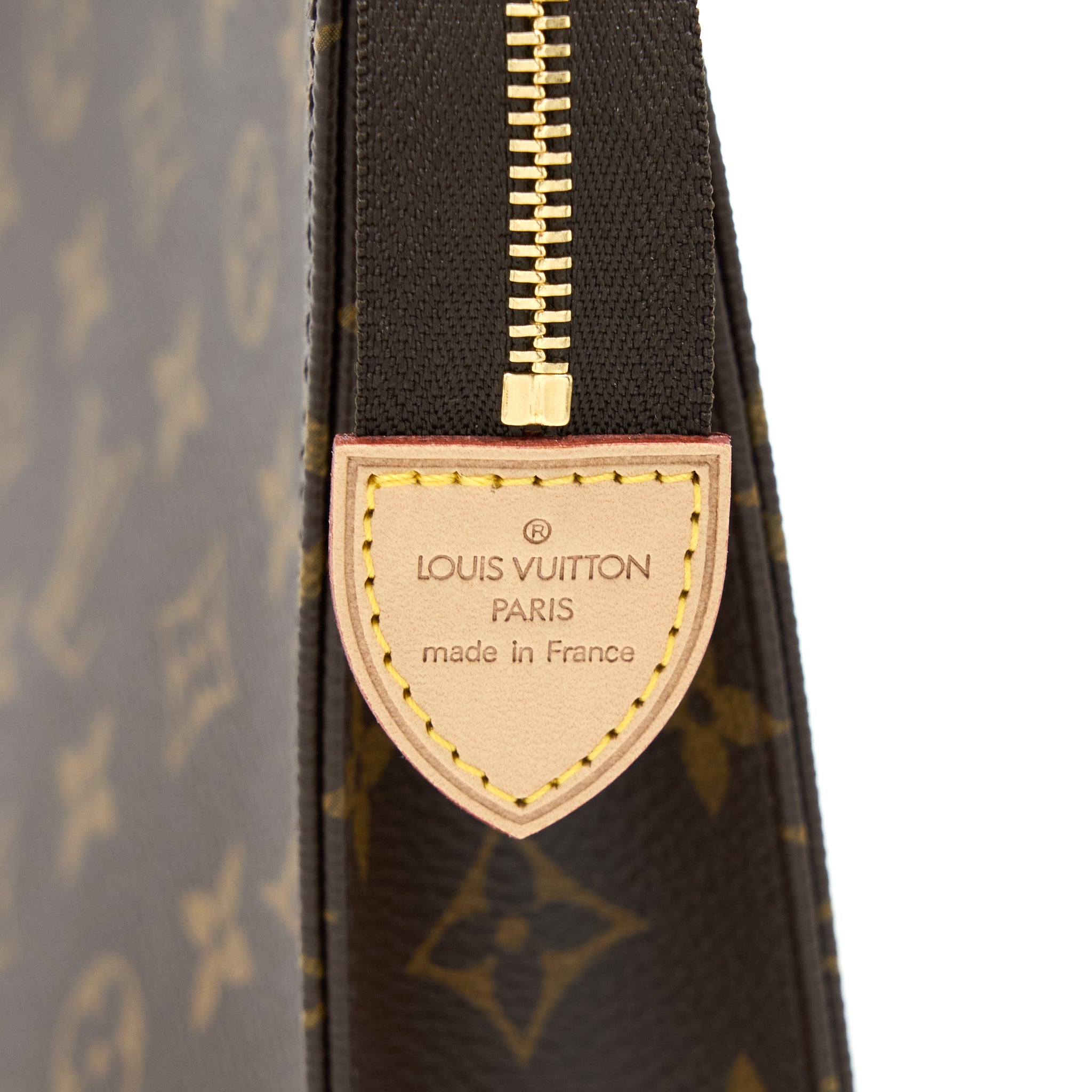 louis-vuitton-toiletry-pochette-26-monogram-canvas-ghw-4