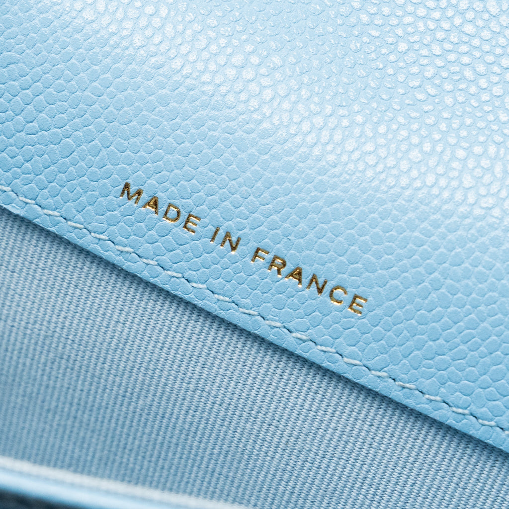 chanel-classic-flap-card-holder-caviar-blue-lghw-microchip