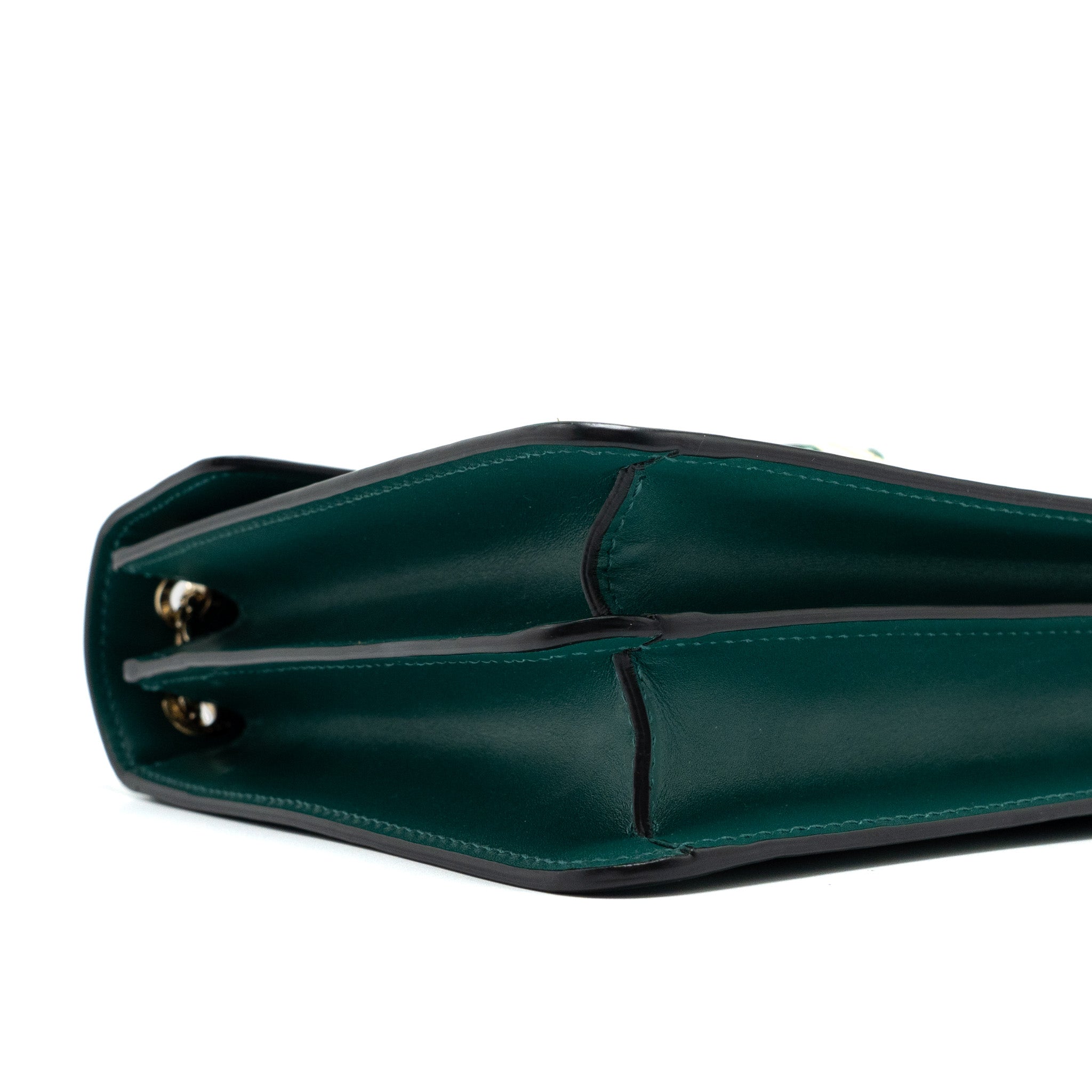 bvlgari-serpenti-forever-shoulder-bag-calfskin-green-lghw-1