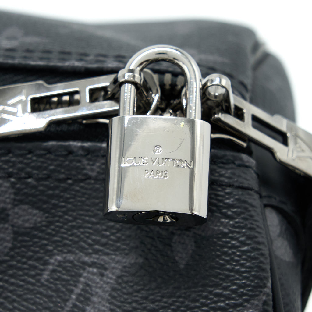 louis-vuitton-keepall-55-with-shoulder-strap-monogram-eclipse-canvas-shw