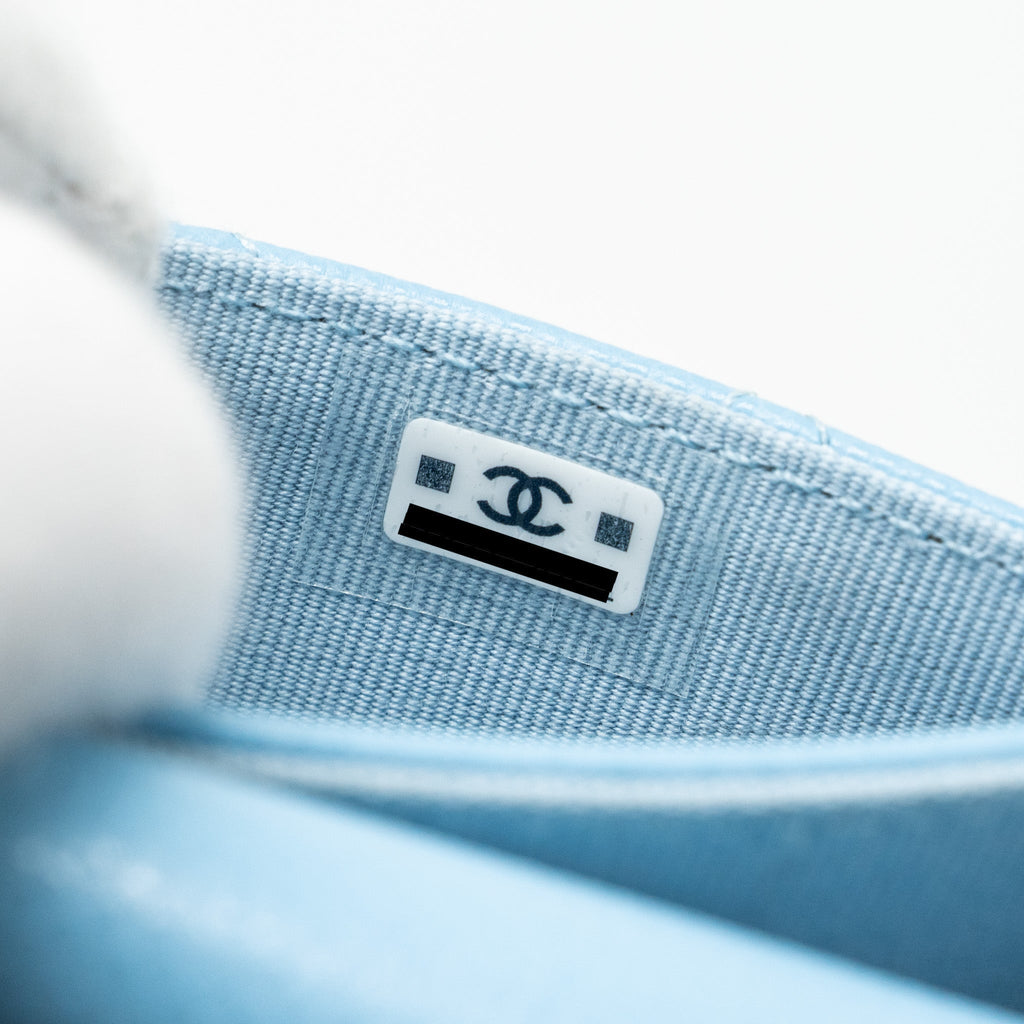 chanel-classic-flap-card-holder-caviar-blue-lghw-microchip
