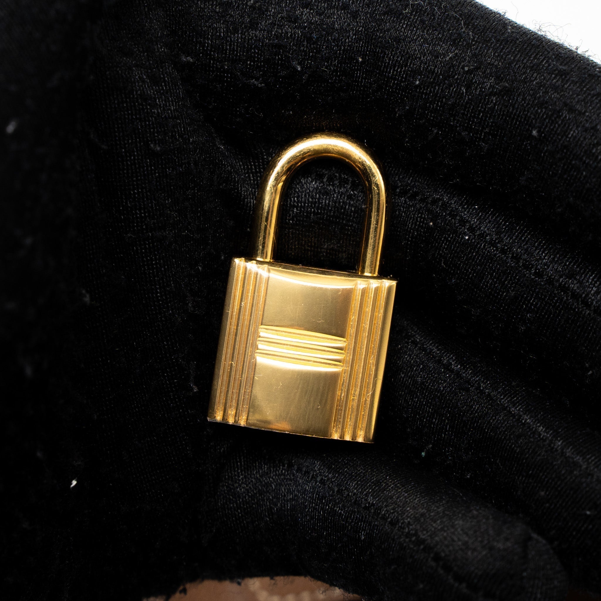 hermes-picotin-18-barenia-faubourg-gold-ghw-stamp-y