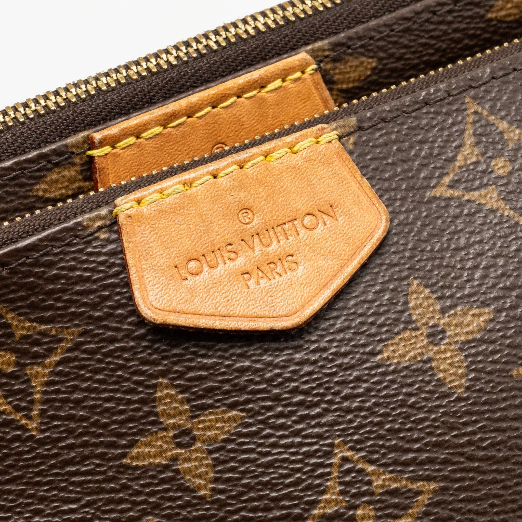 louis-vuitton-multi-pochette-khaki-strap-monogram-canvas-ghw