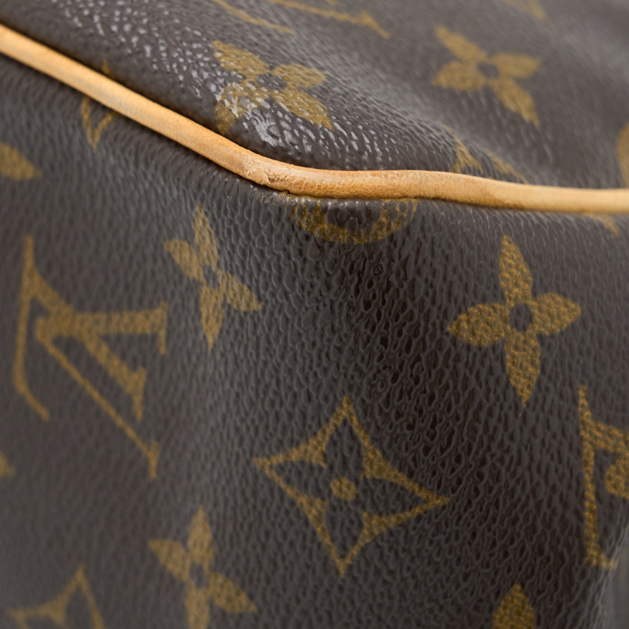 louis-vuitton-tote-bag-monogram-canvas-tote-bag
