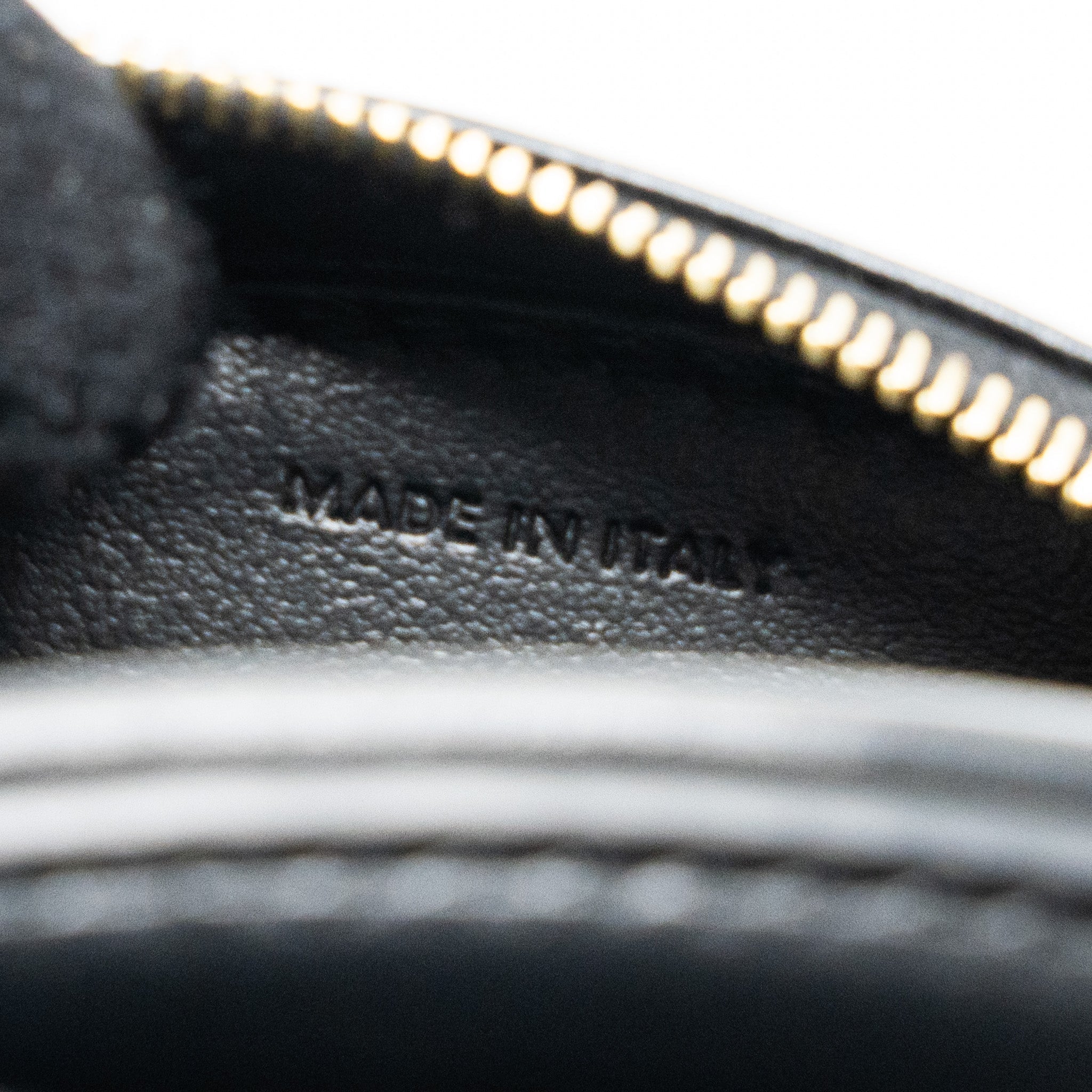 celine-oval-bag-cuir-triumphed-calfskin-black-ghw