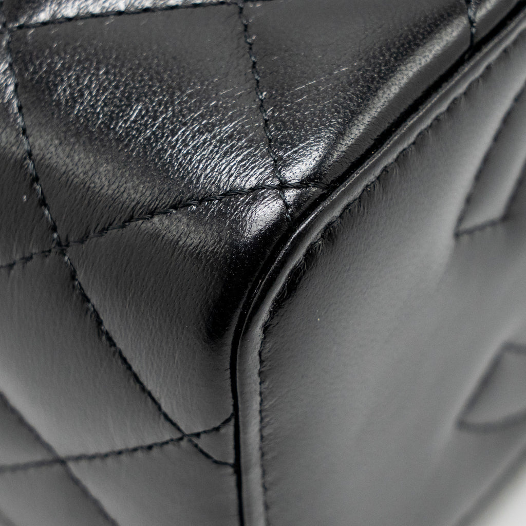 chanel-long-vanity-with-chain-detail-cc-logo-lambskin-black-ghwmicrochip