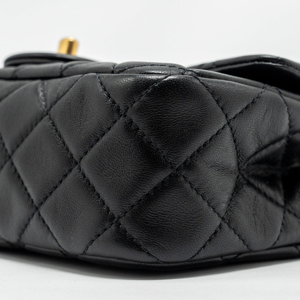 chanel-pearl-crush-mini-rectangular-flap-bag-lambskin-black-ghw-microchip-copy