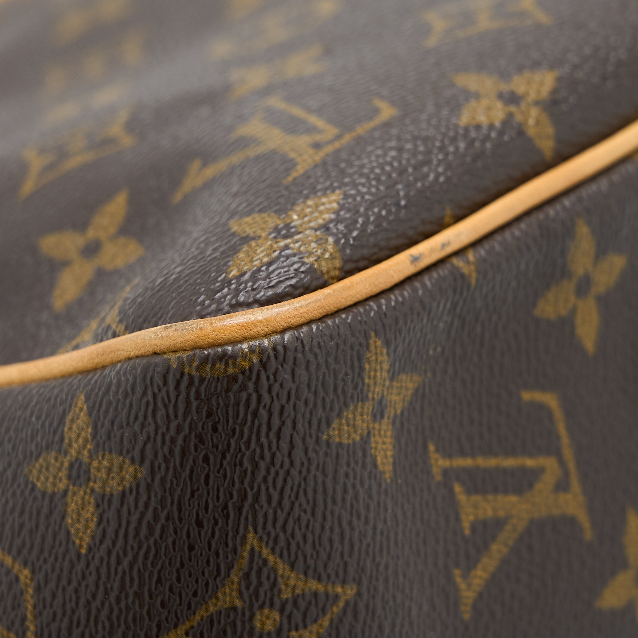 louis-vuitton-tote-bag-monogram-canvas-tote-bag
