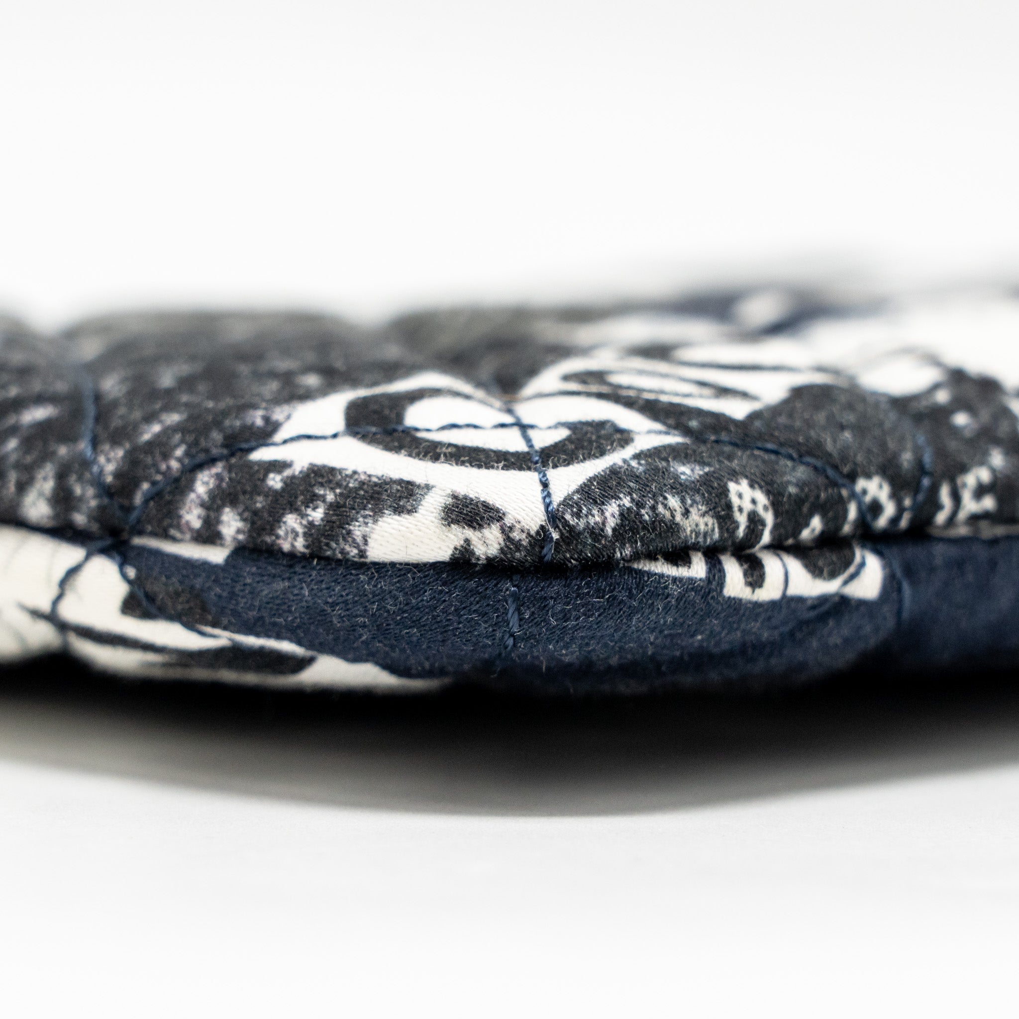chanel-coco-printed-medium-2-55-reissue-o-case-pouch-fabric-black-white-ruthenium-shw