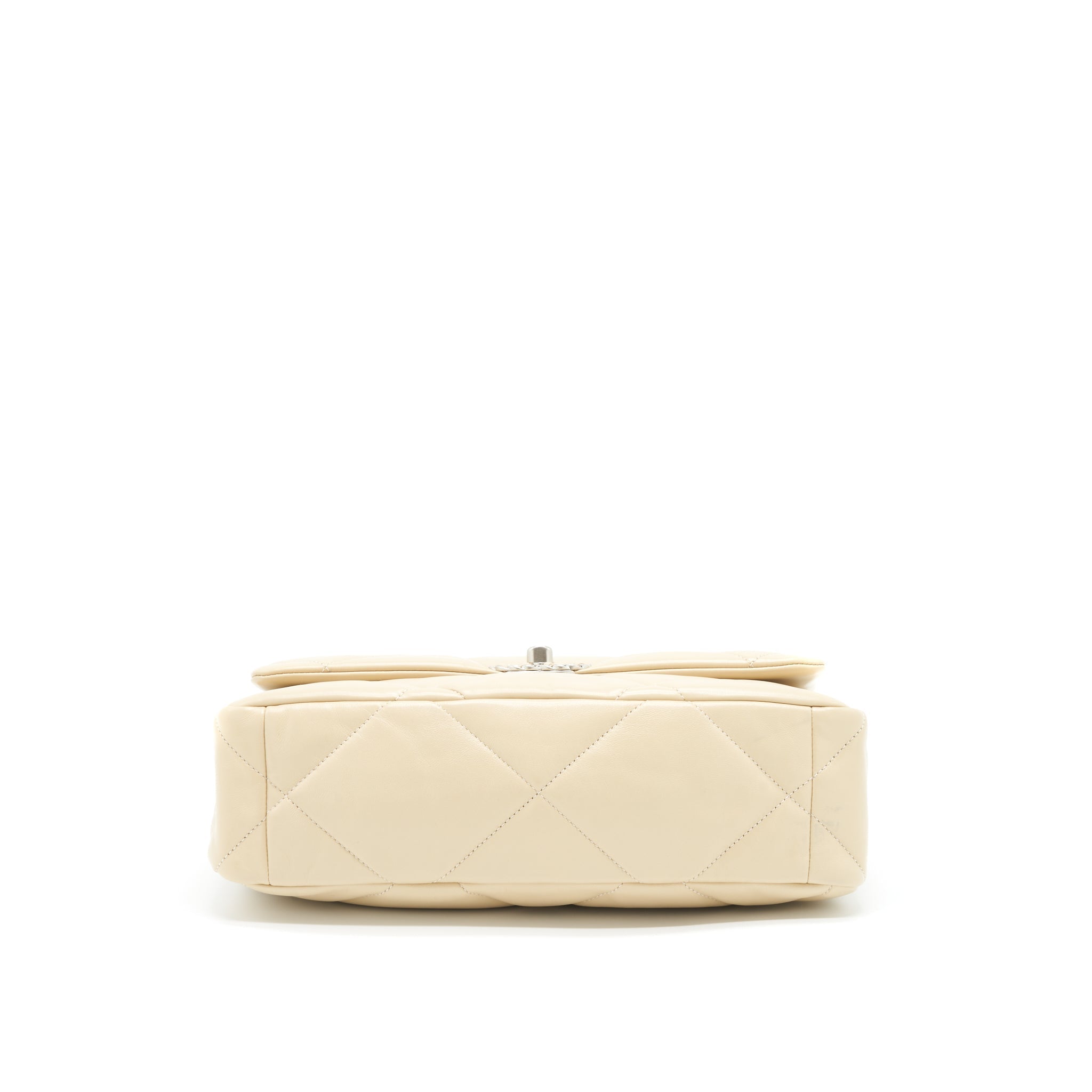 chanel-medium-19-bag-quilted-goatskin-light-beige-gold-silver-hardware-microchip