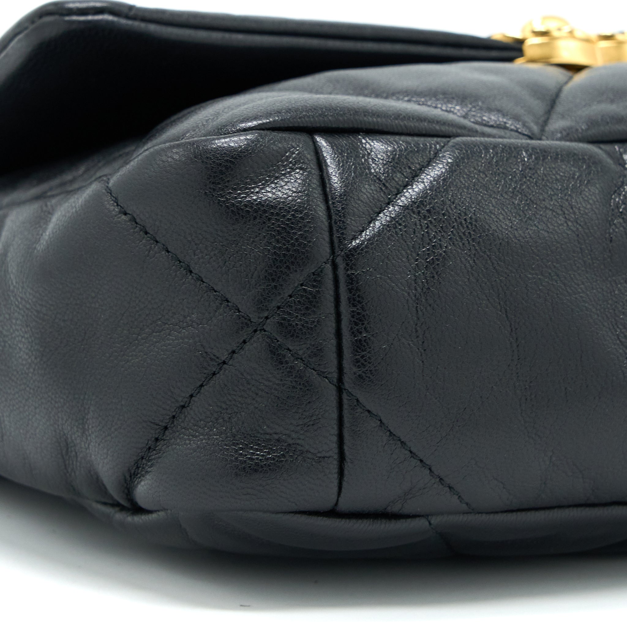 chanel-small-19-bag-lambskin-black-ghw