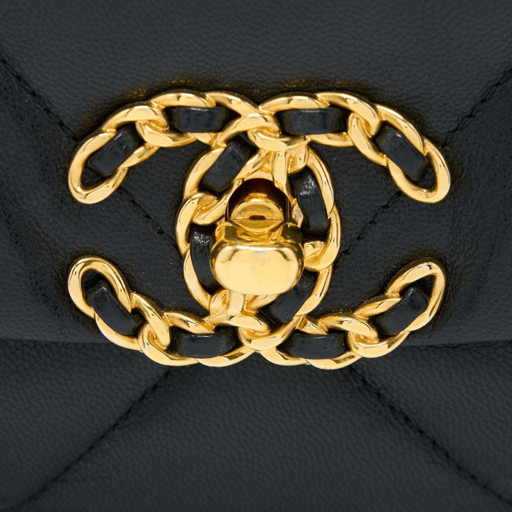 chanel-small-19-bag-lambskin-black-ghw