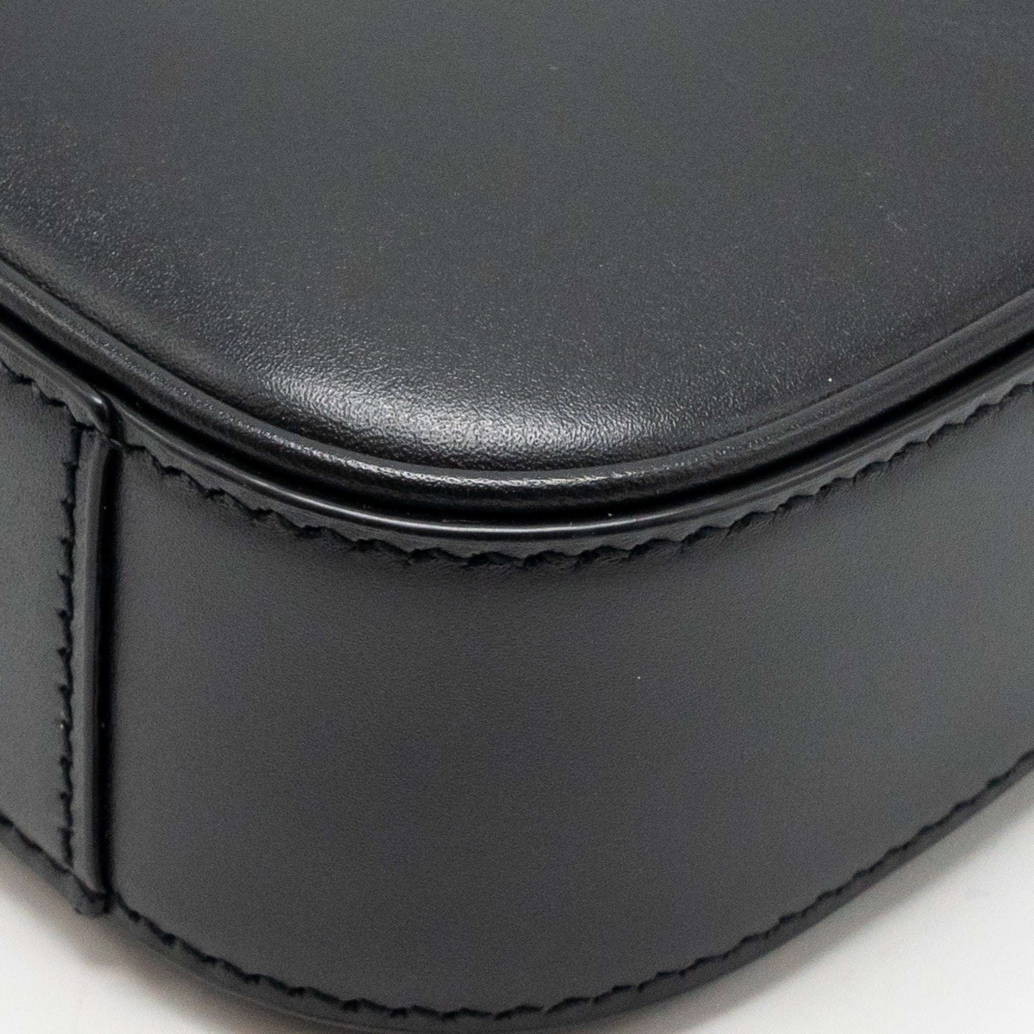 saint-laurent-ysl-mini-le-5-a-7-hobo-bag-smooth-calfskin-black-ghw-1