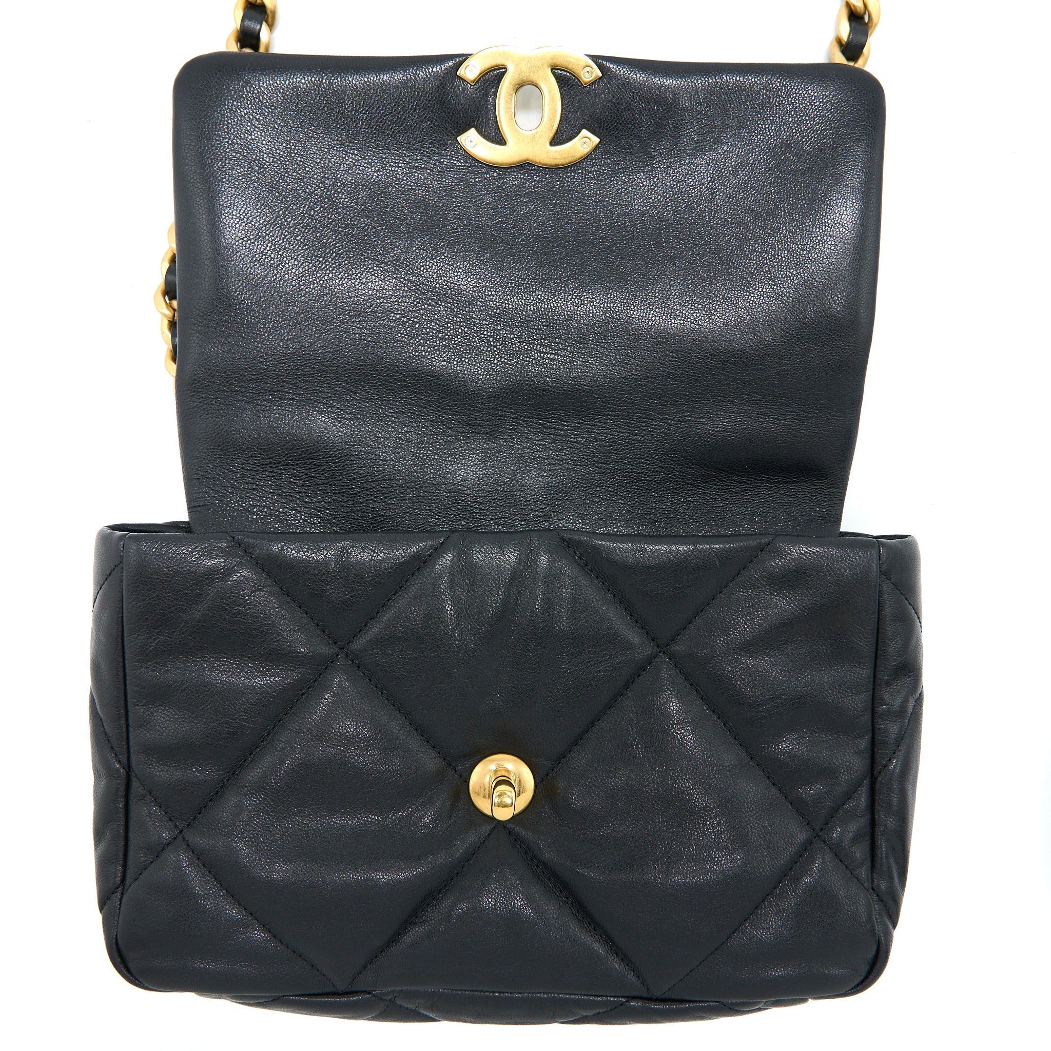 chanel-small-19-bag-lambskin-black-ghw