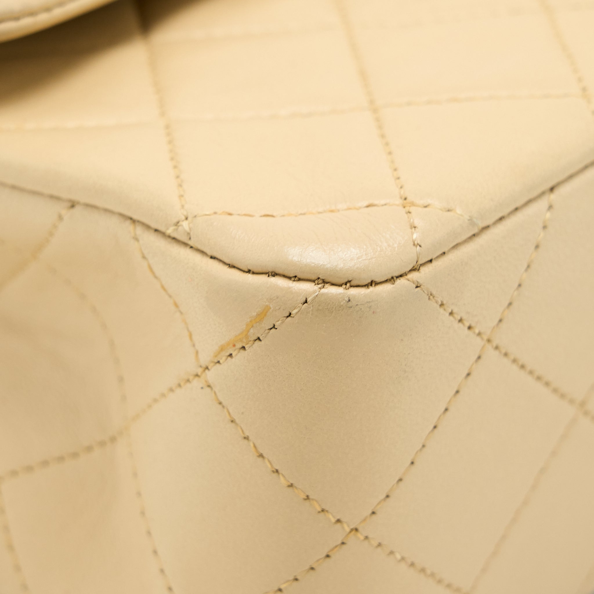 chanel-vintage-classic-double-flap-bag-lambskin-beige-ghw