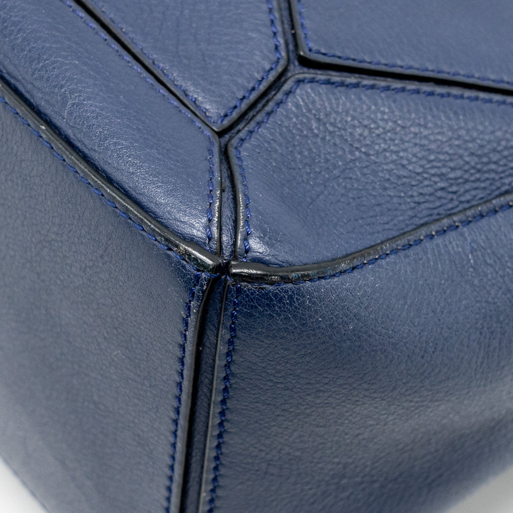 loewe-blue