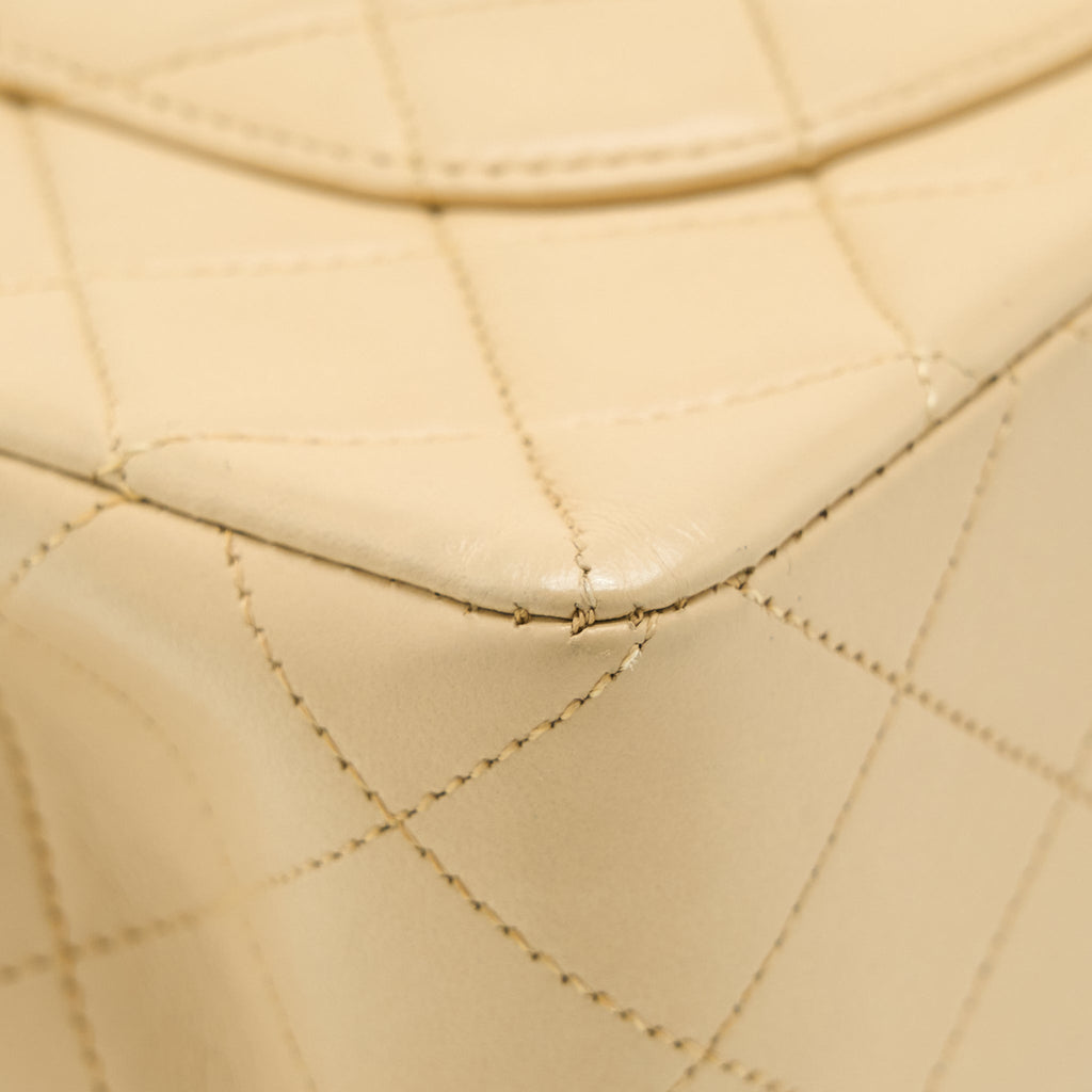 chanel-vintage-classic-double-flap-bag-lambskin-beige-ghw