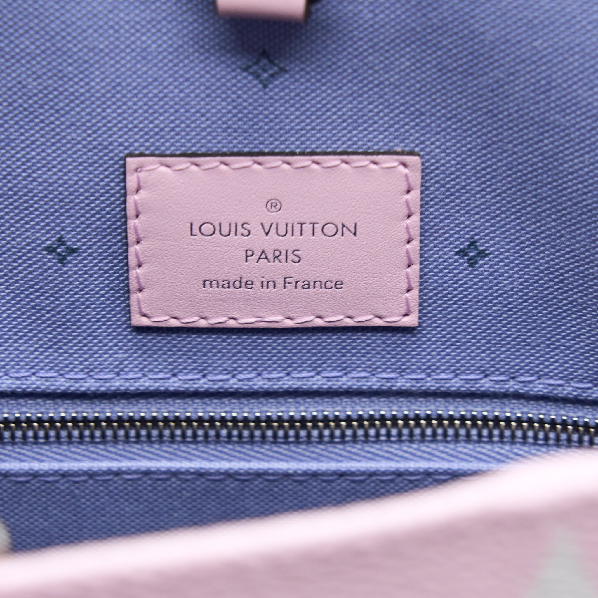 louis-vuitton-escale-onthego-gm-tote-bag-pastel-monogram-canvas-shw