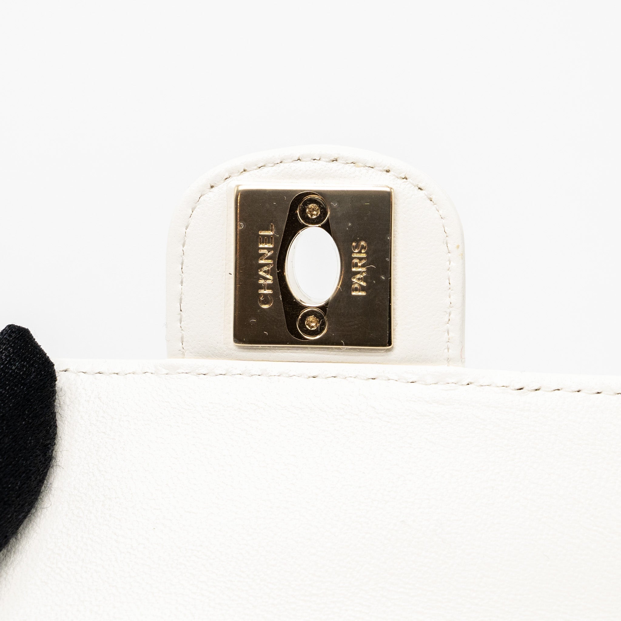chanel-22s-small-heart-bag-lambskin-white-lghw-1