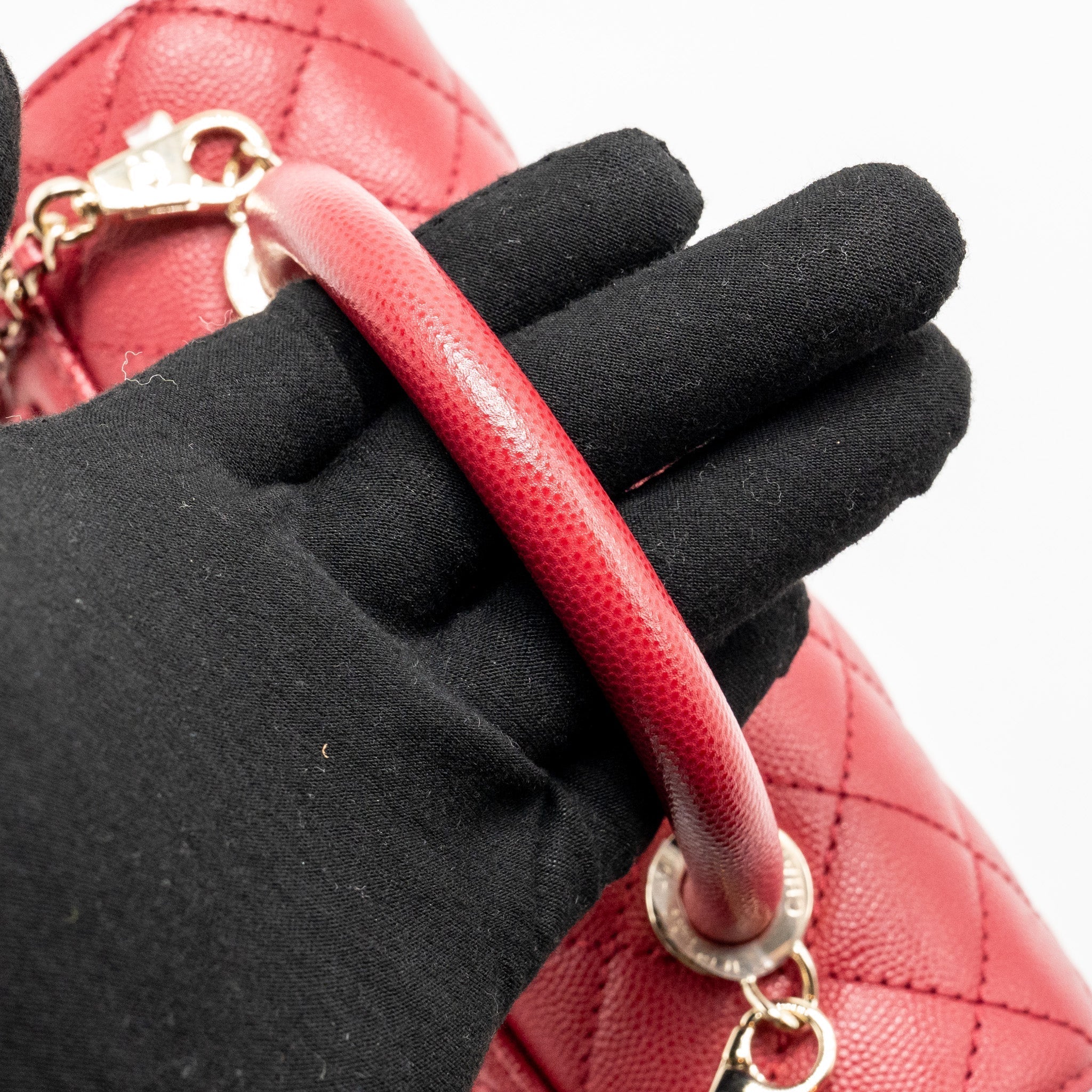 chanel-small-coco-handle-caviar-red-lghw-microchip