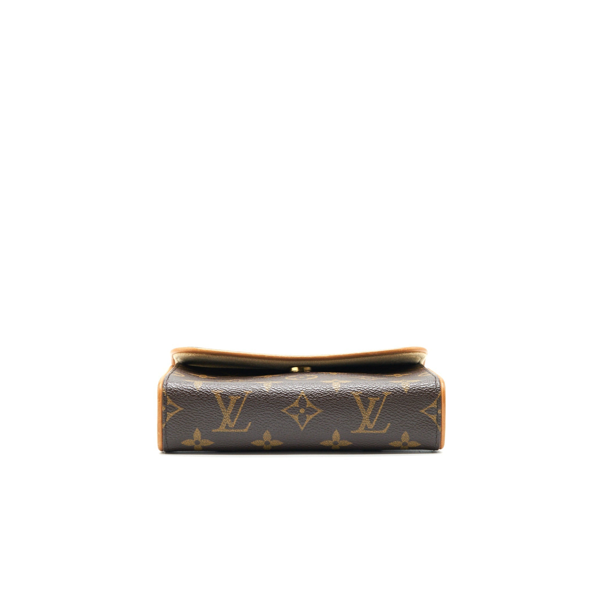 louis-vuitton-monogram-canvas-galliera-gm-bag-1