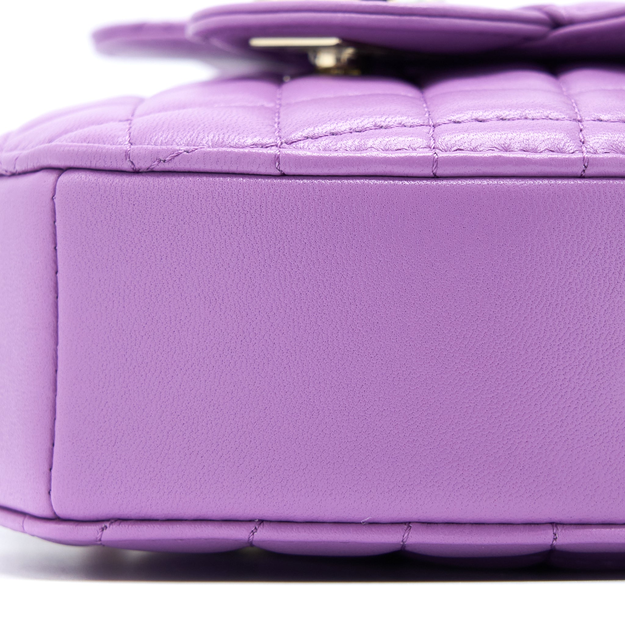chanel-22s-heart-bag-lambskin-purple-lghw-microchip-1