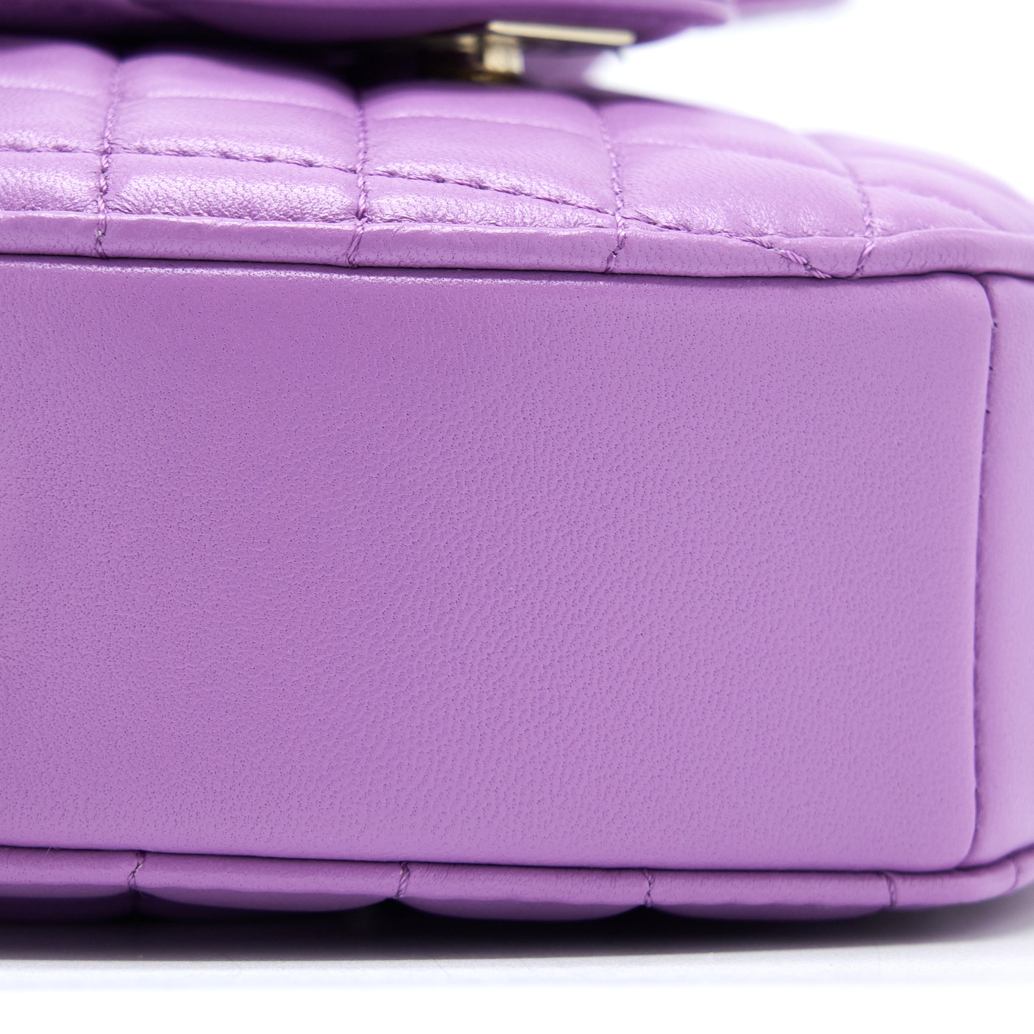 chanel-22s-heart-bag-lambskin-purple-lghw-microchip-1