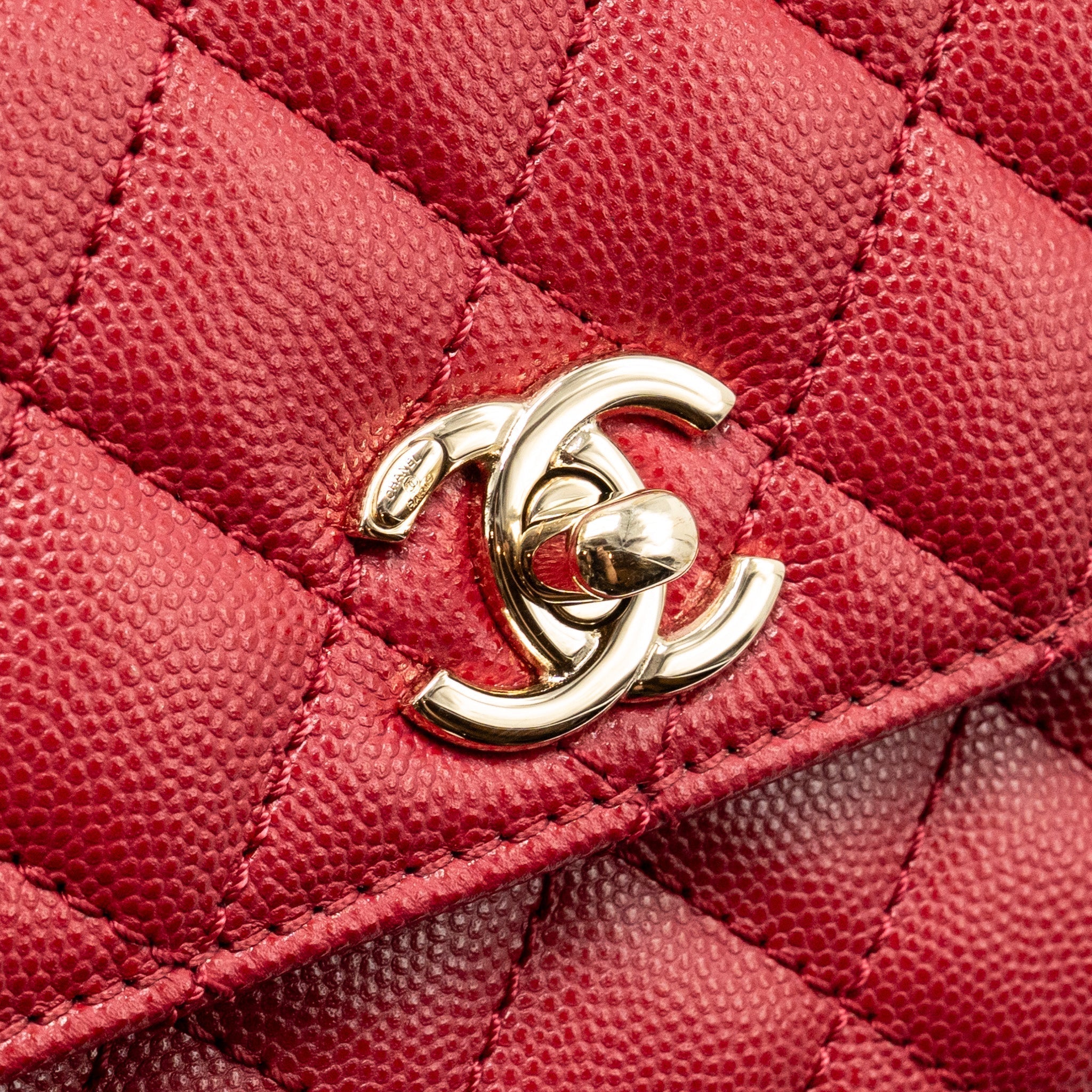 chanel-small-coco-handle-caviar-red-lghw-microchip