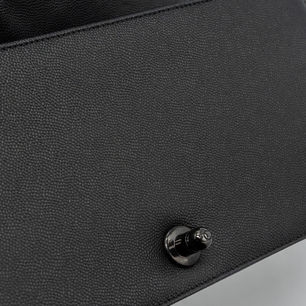 chanel-medium-boy-bag-caviar-so-black-black-hardware