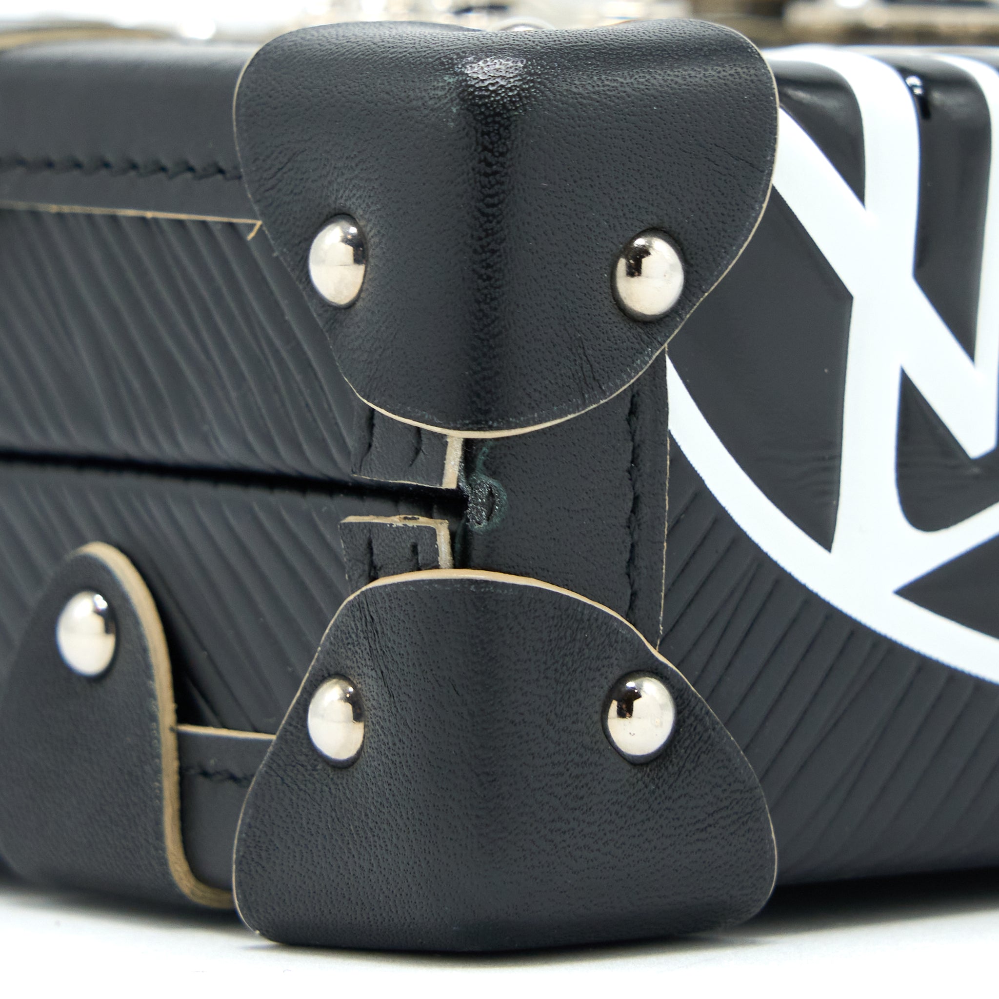 louis-vuitton-petit-malle-limited-edition-black-multicolour-shw