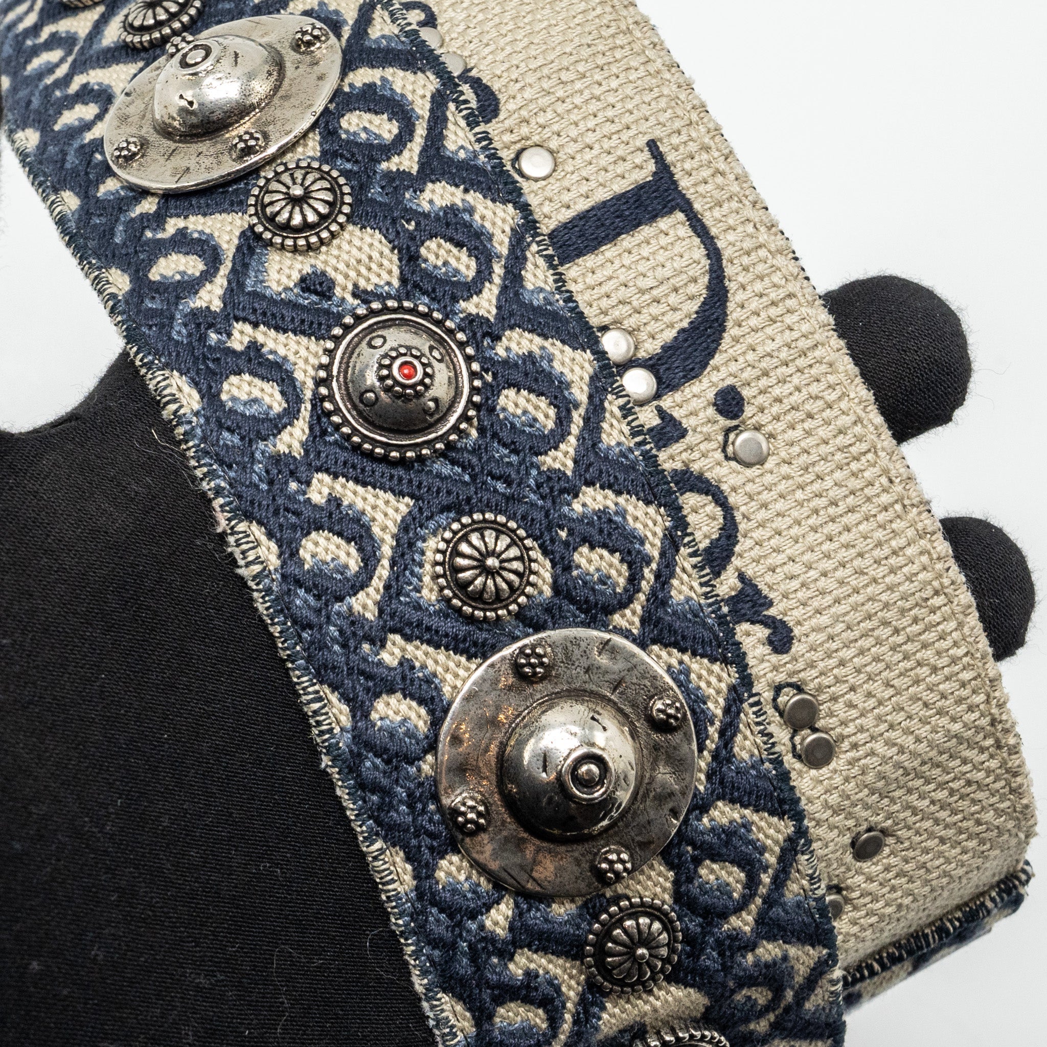 dior-medium-saddle-blue-oblique-embroidery-ghw