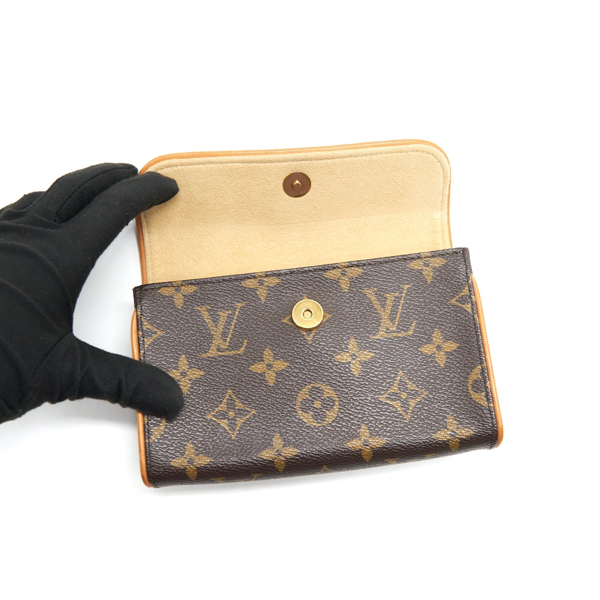 louis-vuitton-monogram-canvas-galliera-gm-bag-1